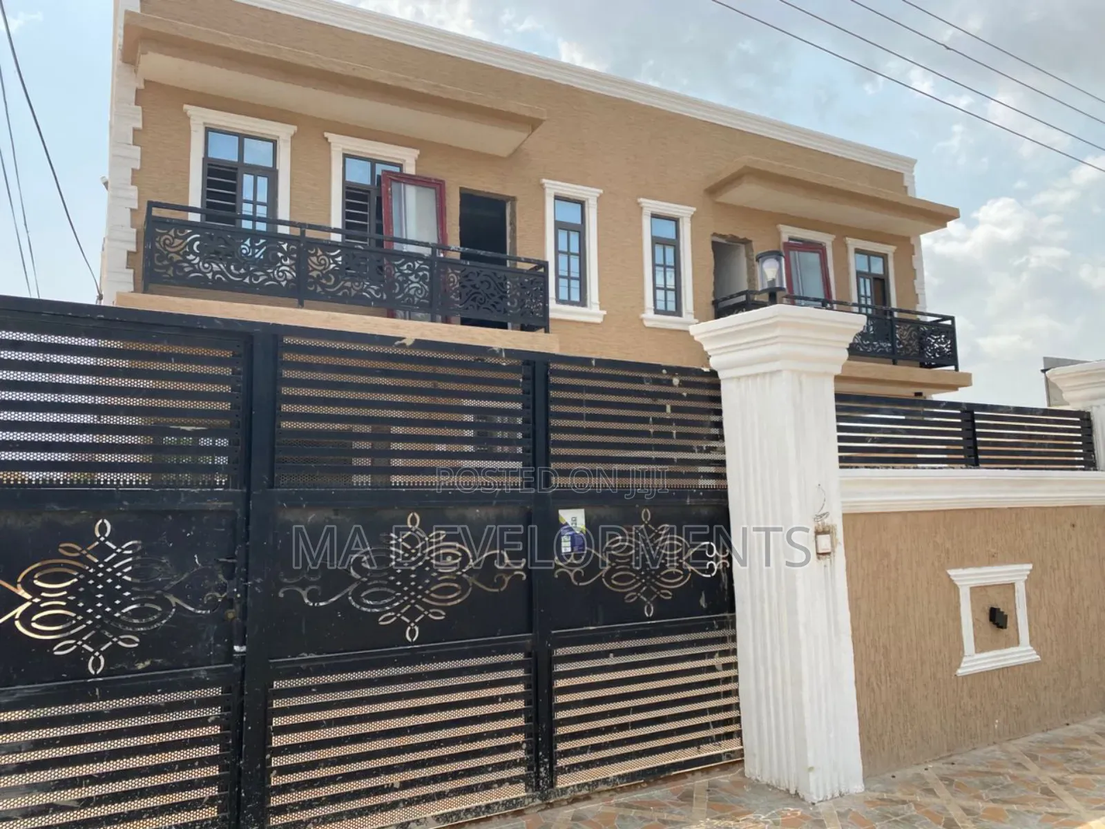 2bdrm Duplex in Madev Realty, Israel Park for sale