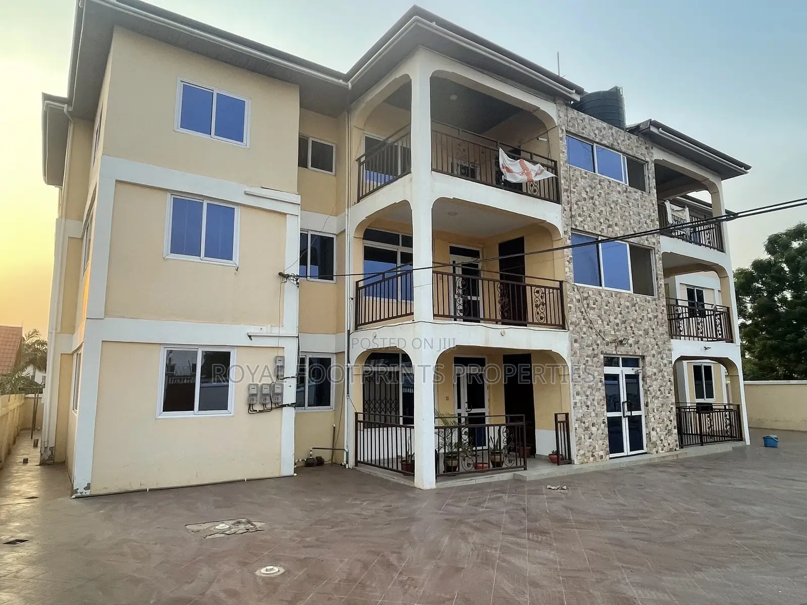 3bdrm Apartment in Royal Footprints, Oyarifa for rent
