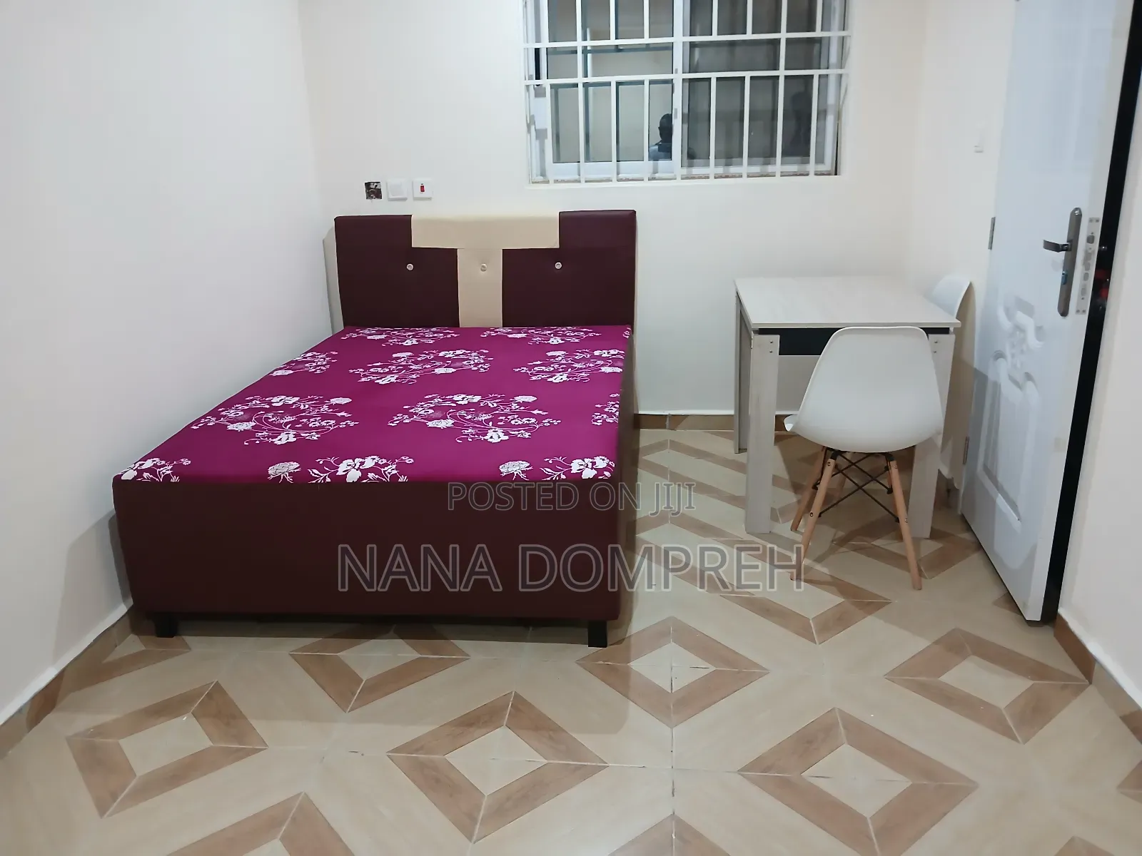 Inbuilt Double Bed