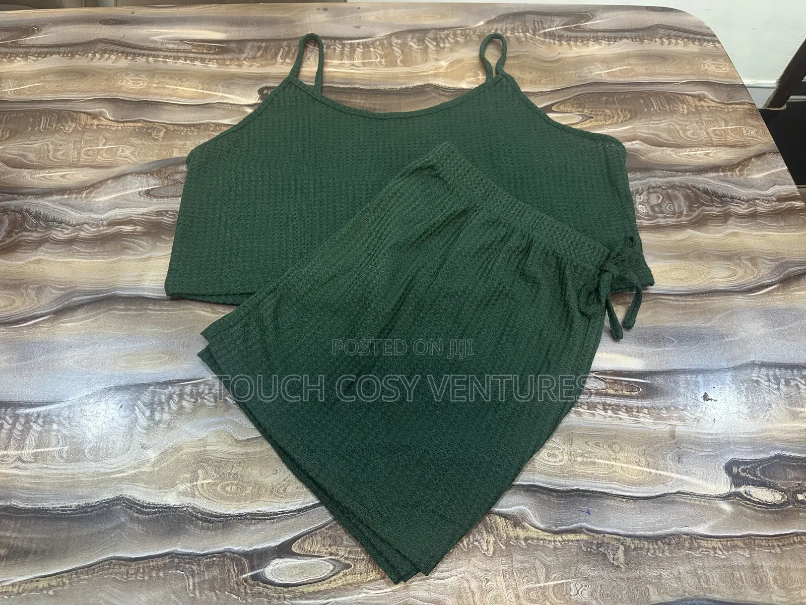 Leafy Green Crop Top and Short With Extra Long Sleeve Top