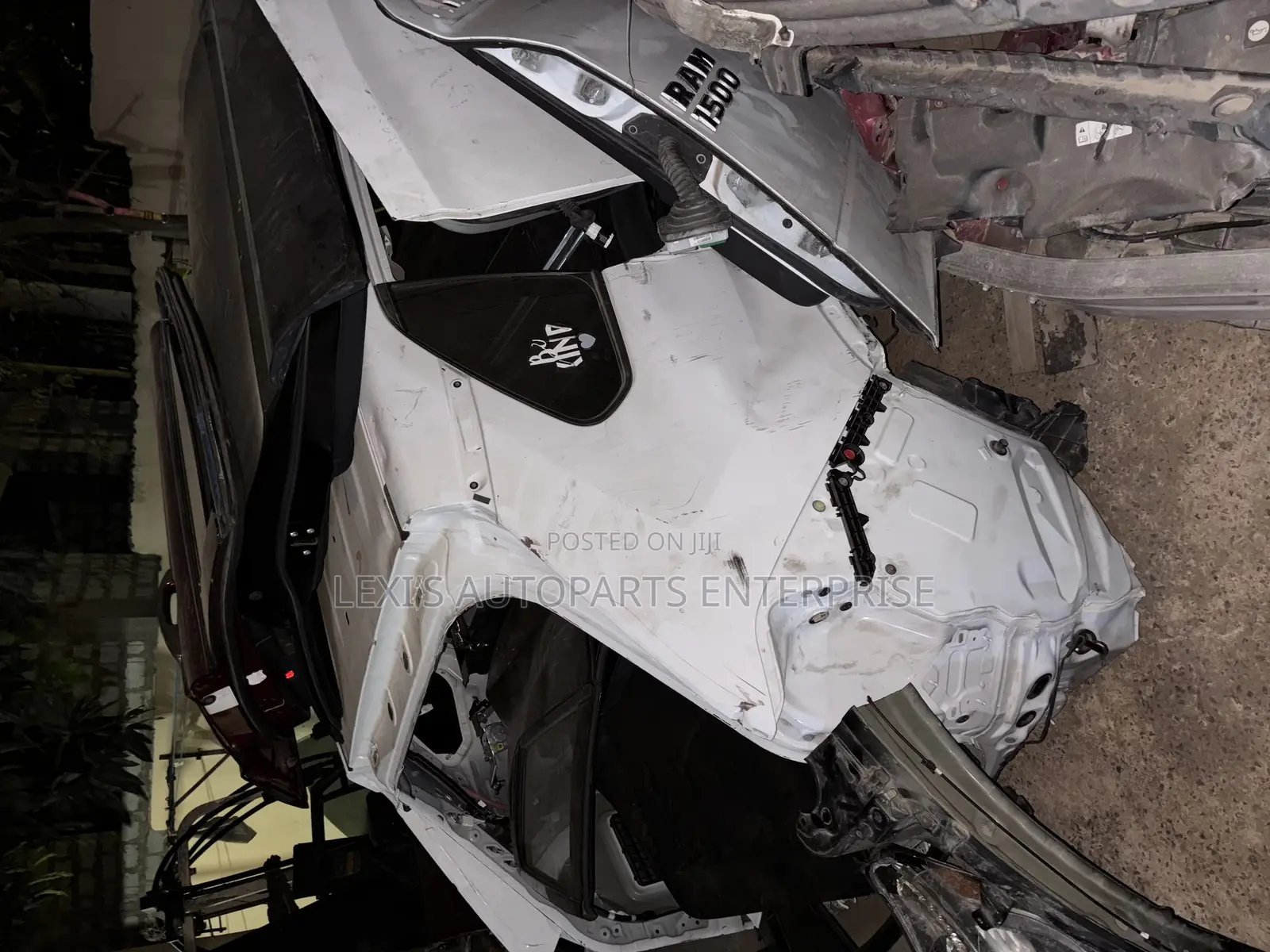 TOYOTA RAV4 2019-2021 Back Cut