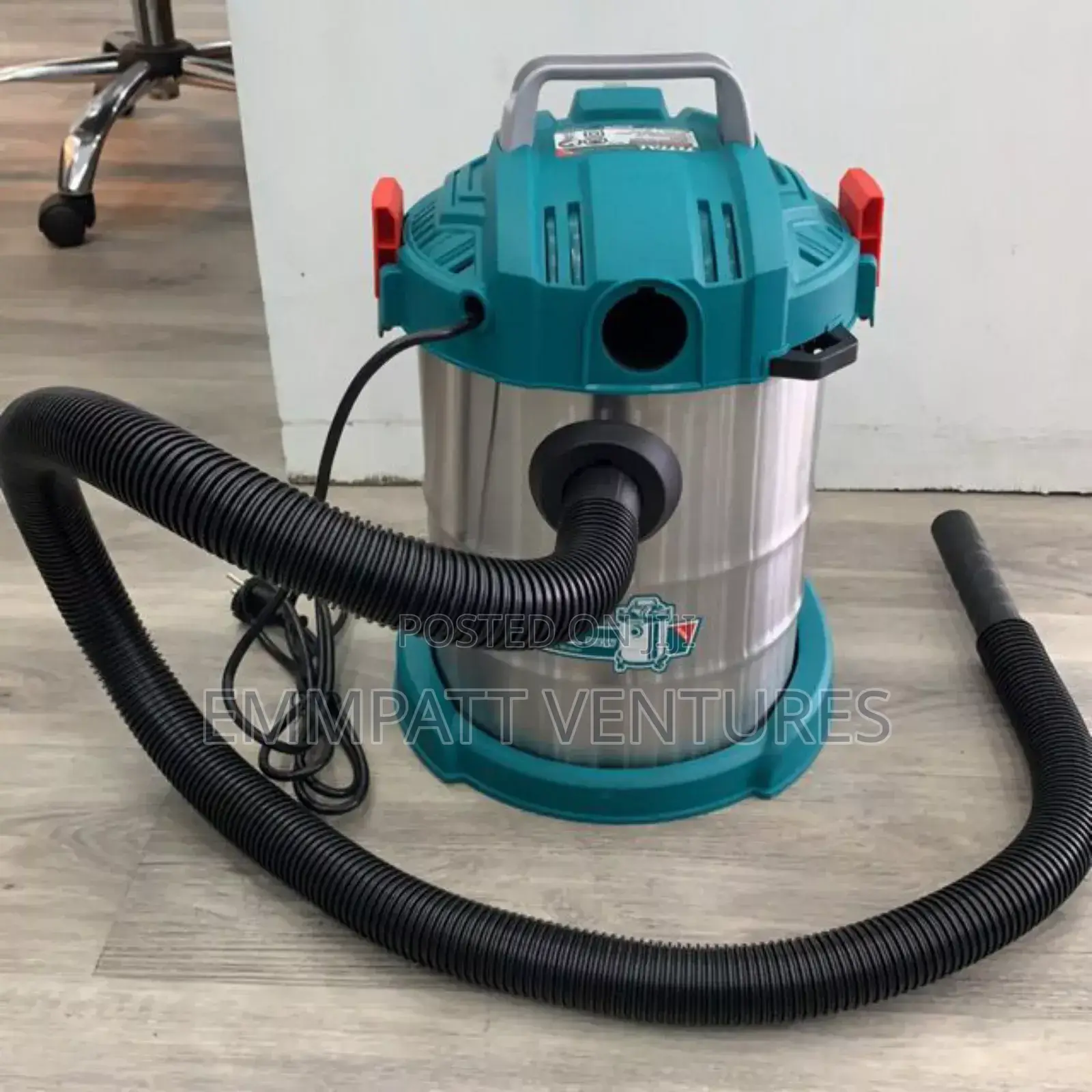 12L Durable Vacuum Cleaner