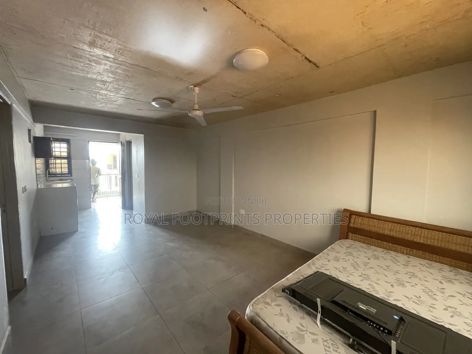 1bdrm Apartment in Royal Footprints, Lake Side Estate for rent