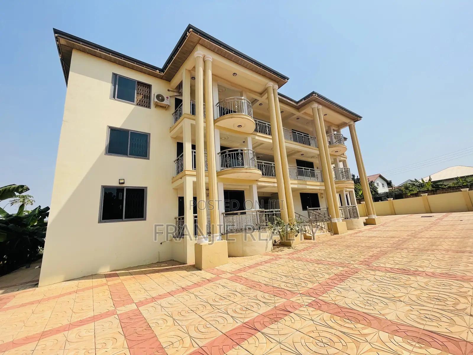 3bdrm Apartment in Weija for rent