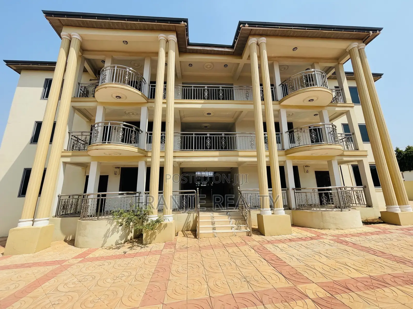 3bdrm Apartment in Weija for rent