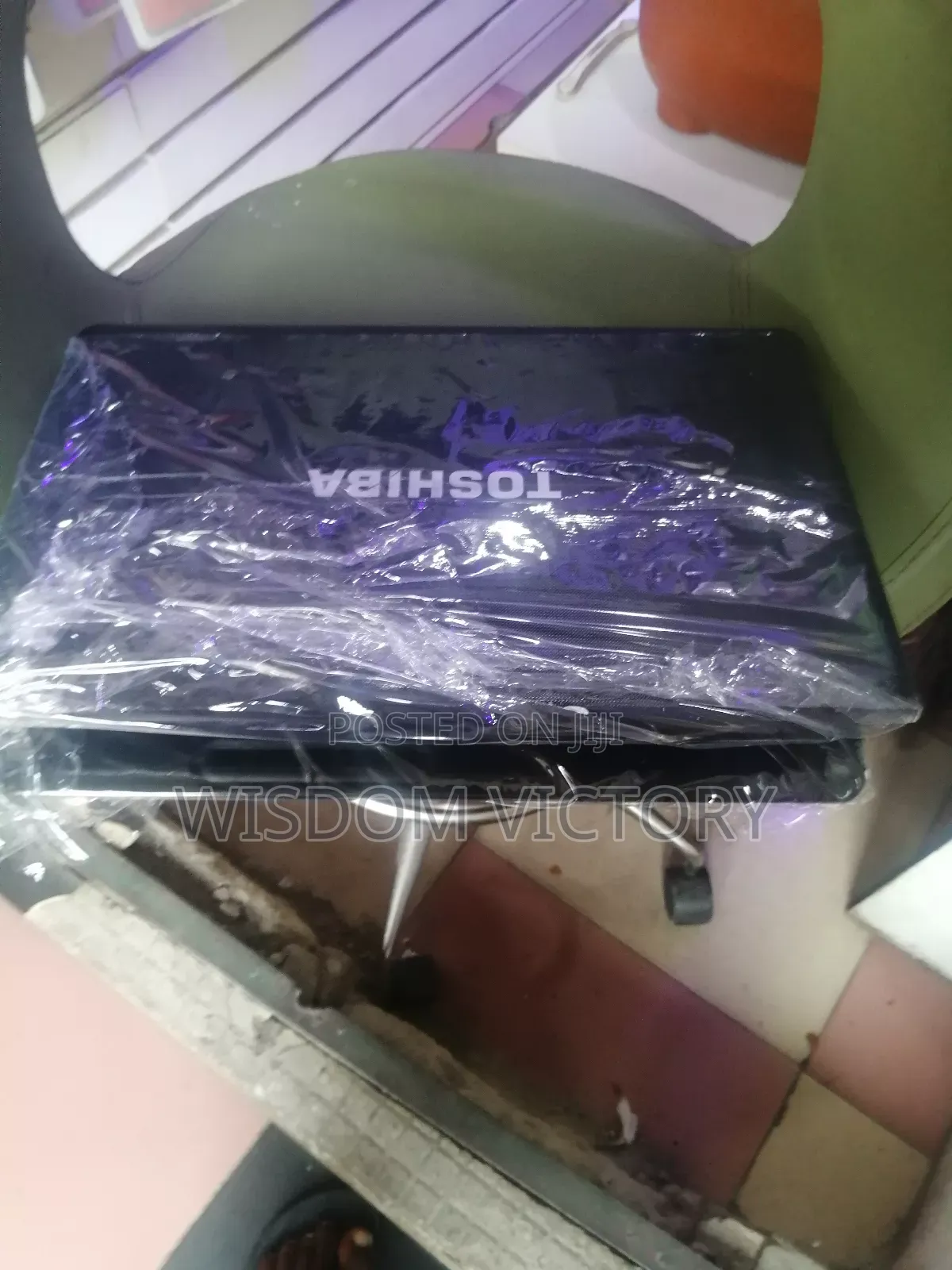 New Laptop Toshiba Satellite C55 4GB Intel HDD 250GB