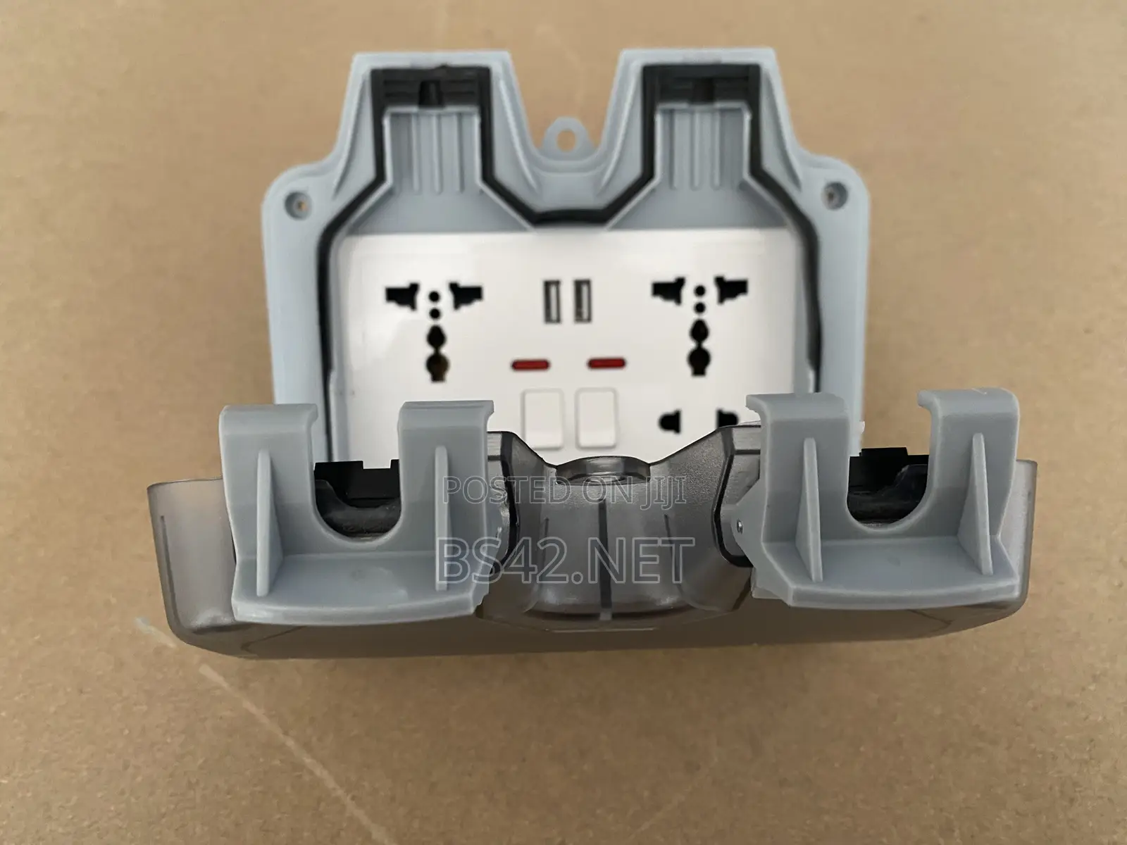 Weatherproof Outdoor Socket