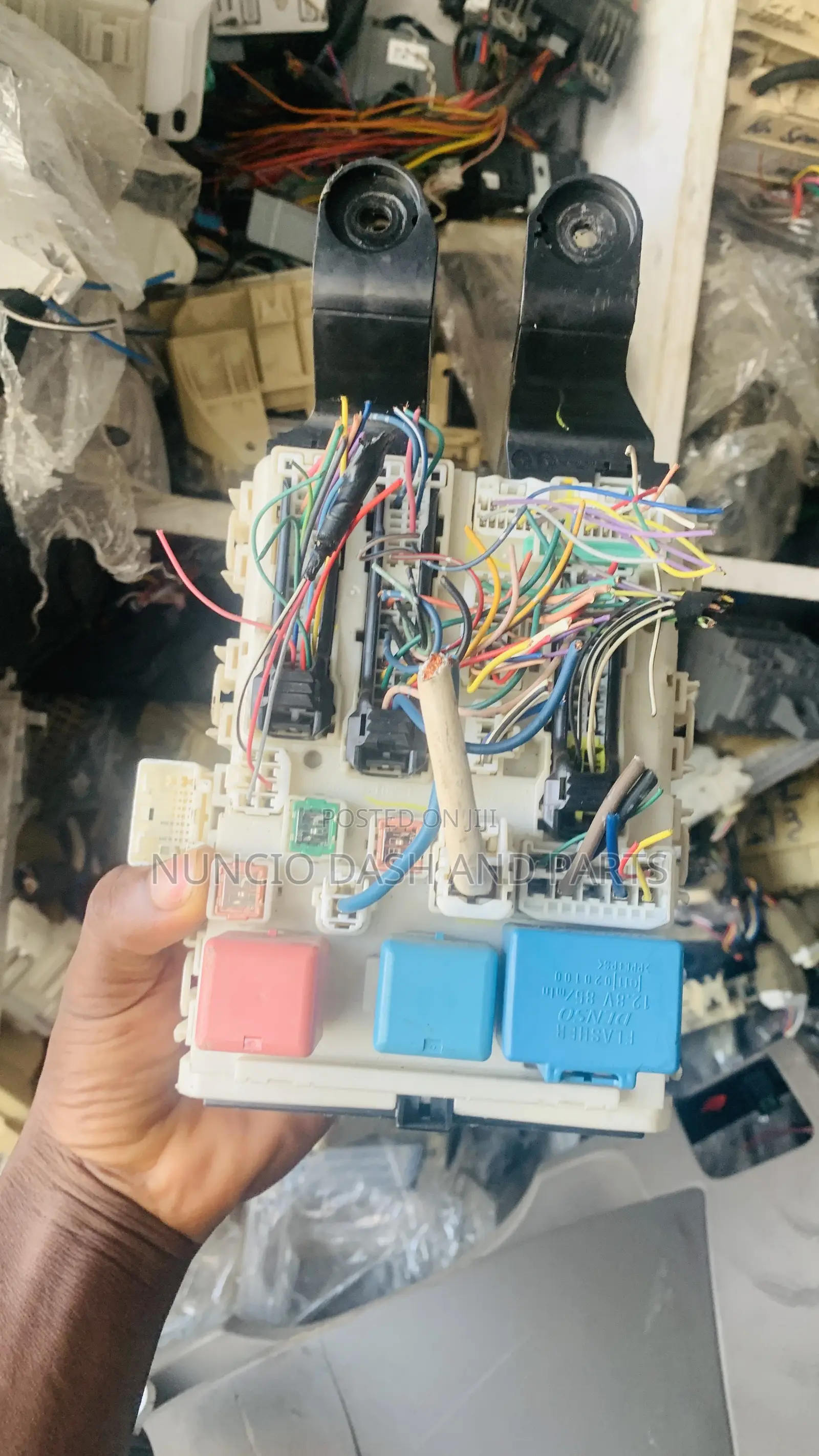 Toyota Corolla 2012 Dashboard Fuseboard