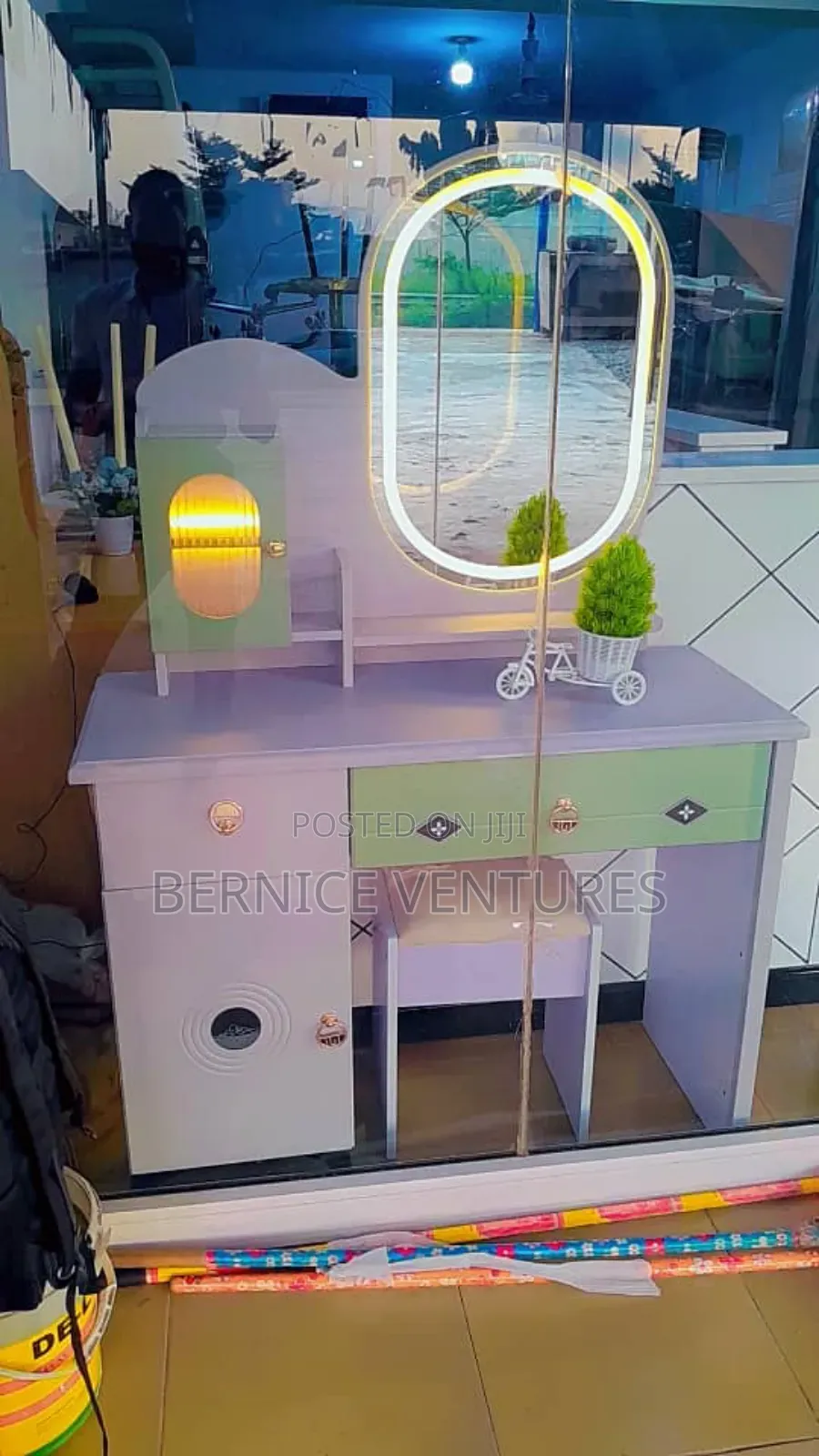 Dressing Table Mirror 
