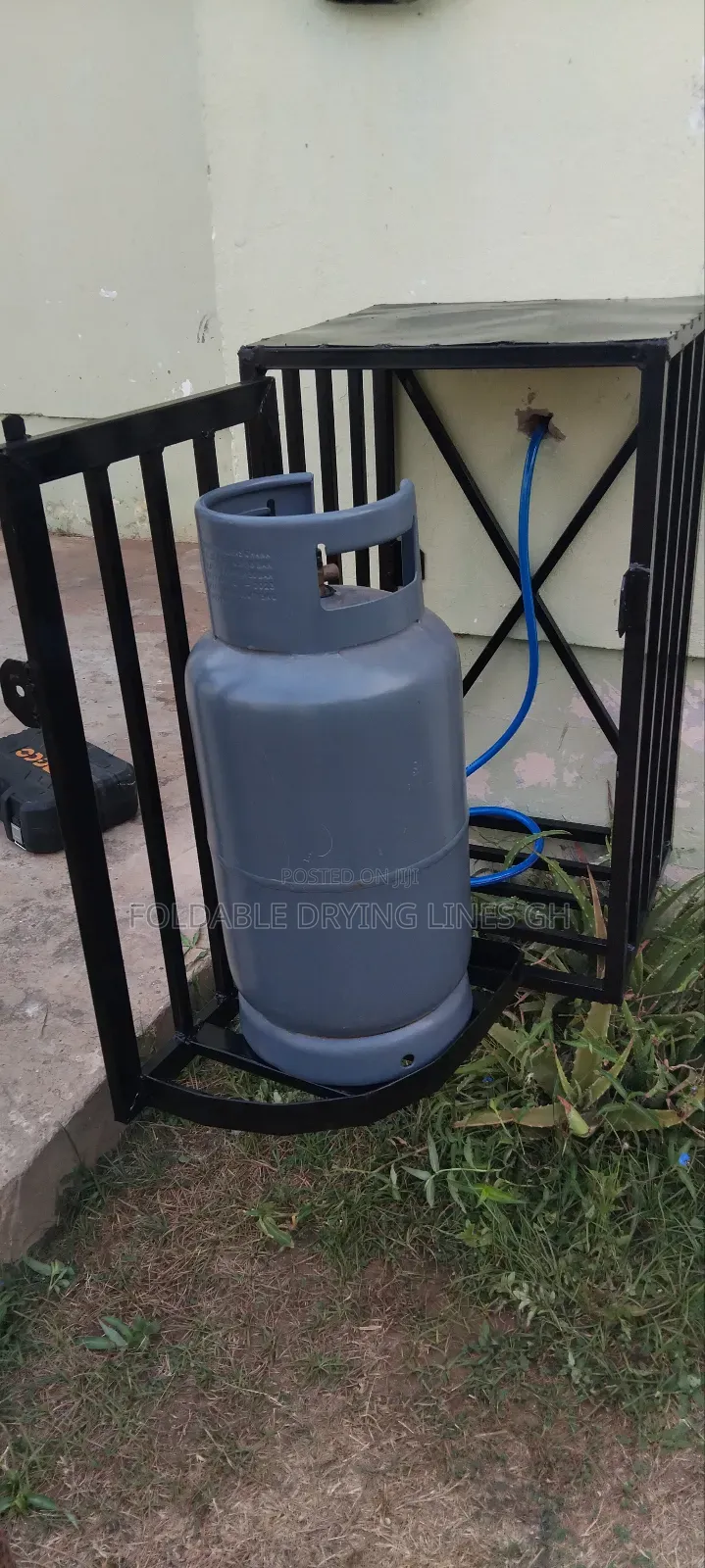 Swinging Door Gas Cylinder Cage