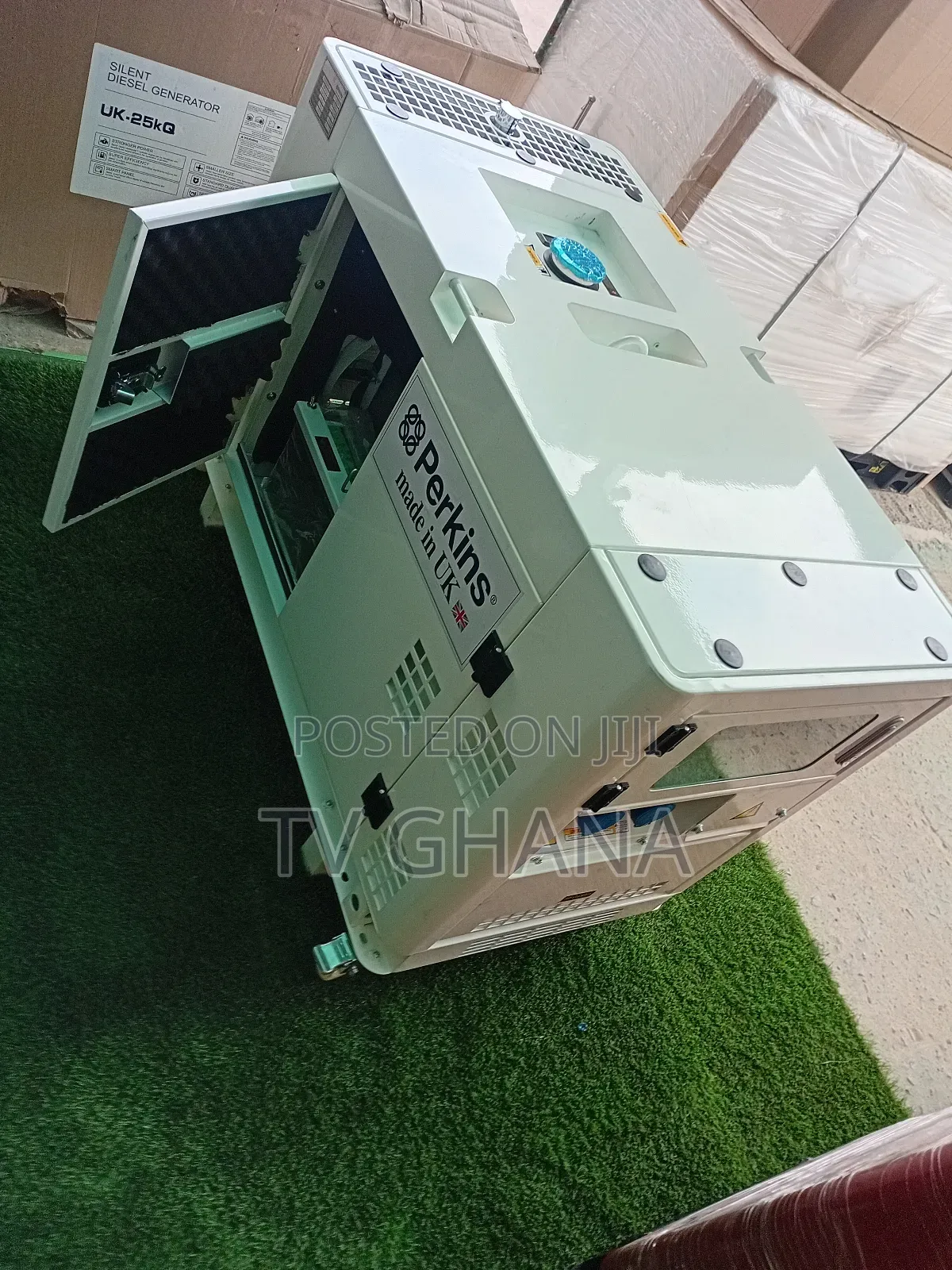 Powerful Stable Perkins Diesel Generator 22kva UK Model Mode
