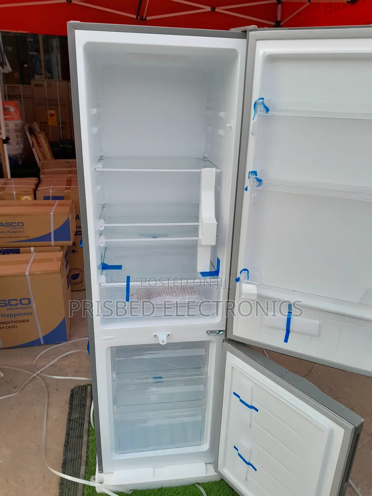 {}Pearl Double Door Fridge 262 Litres Bottom Freezer