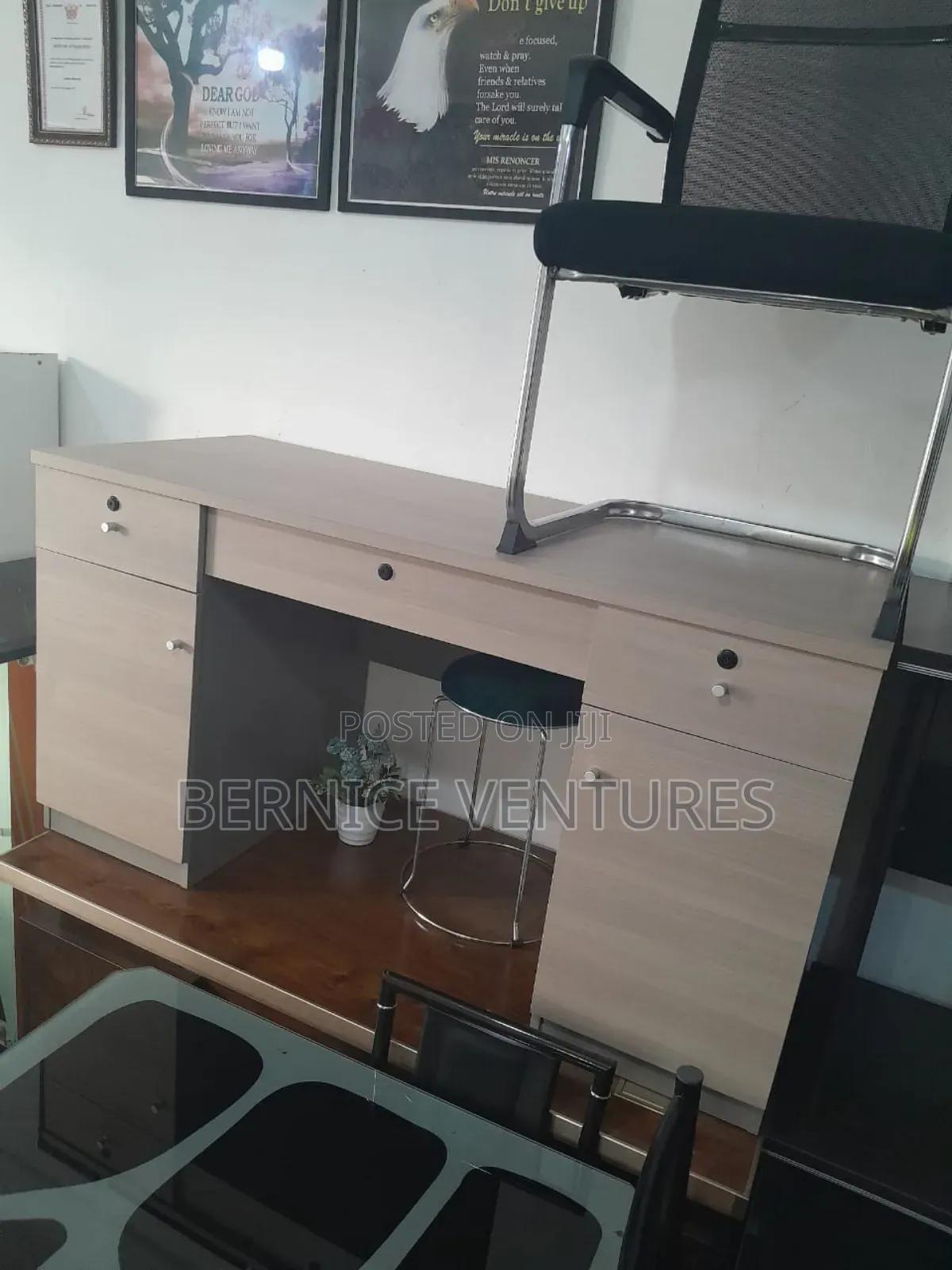 Executive Suite Desk