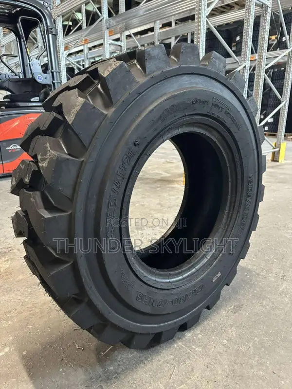 12.5/80-18 Tires Backhoe 14pr Tire 12.5/80/18 Advance