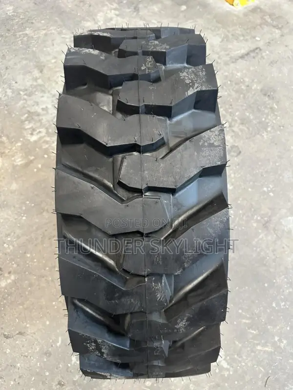 12.5/80-18 Tires Backhoe 14pr Tire 12.5/80/18 Advance