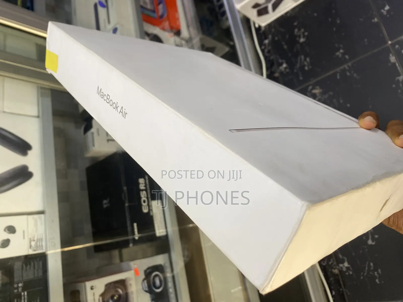 New Laptop Apple MacBook Air 2024 M3 15-Inch 16GB Apple M3 SSD 256GB