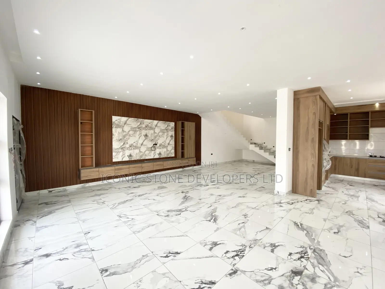 4bdrm House in East Legon for sale