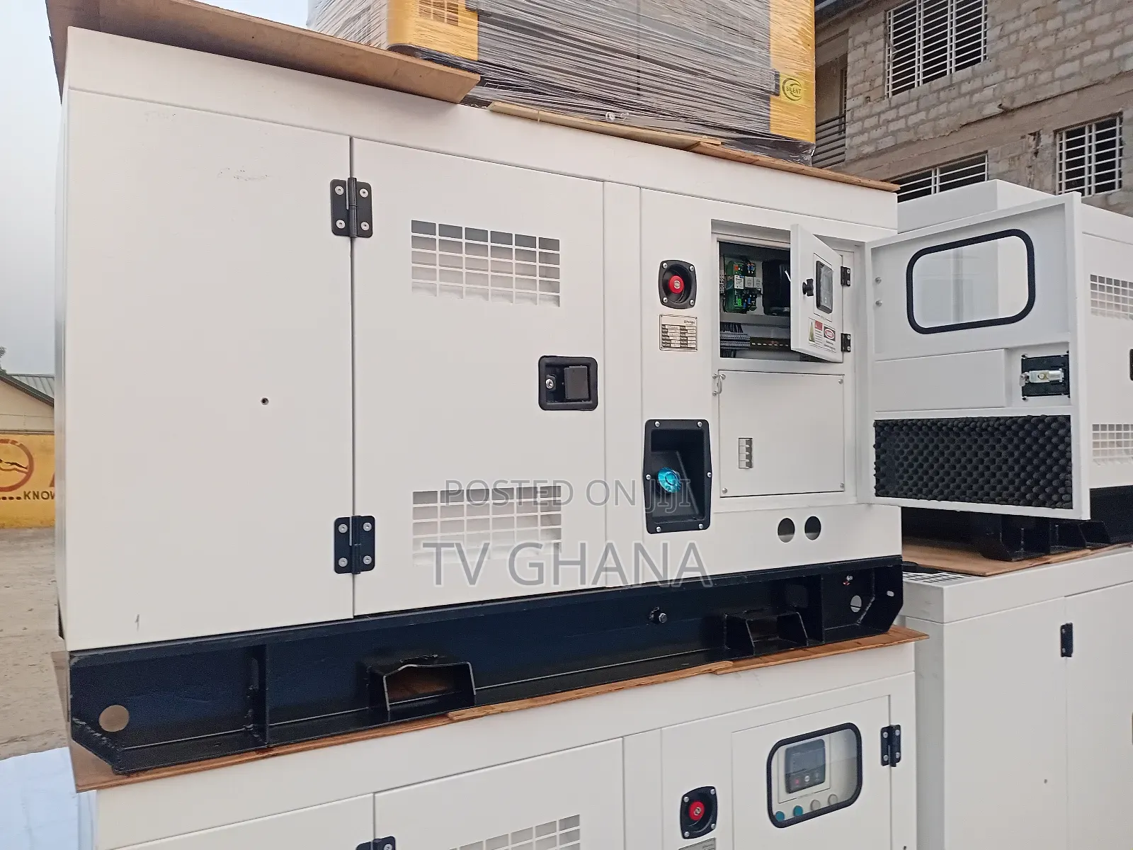 Energetic Powerful 70kva Diesel Perkins Generator UK Model