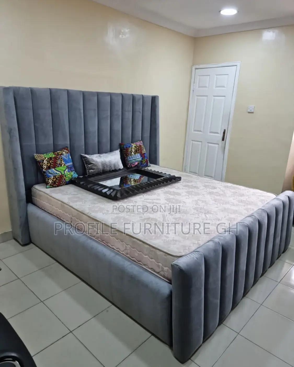 Peaceful Pattern Design Queen Frame With Mattress