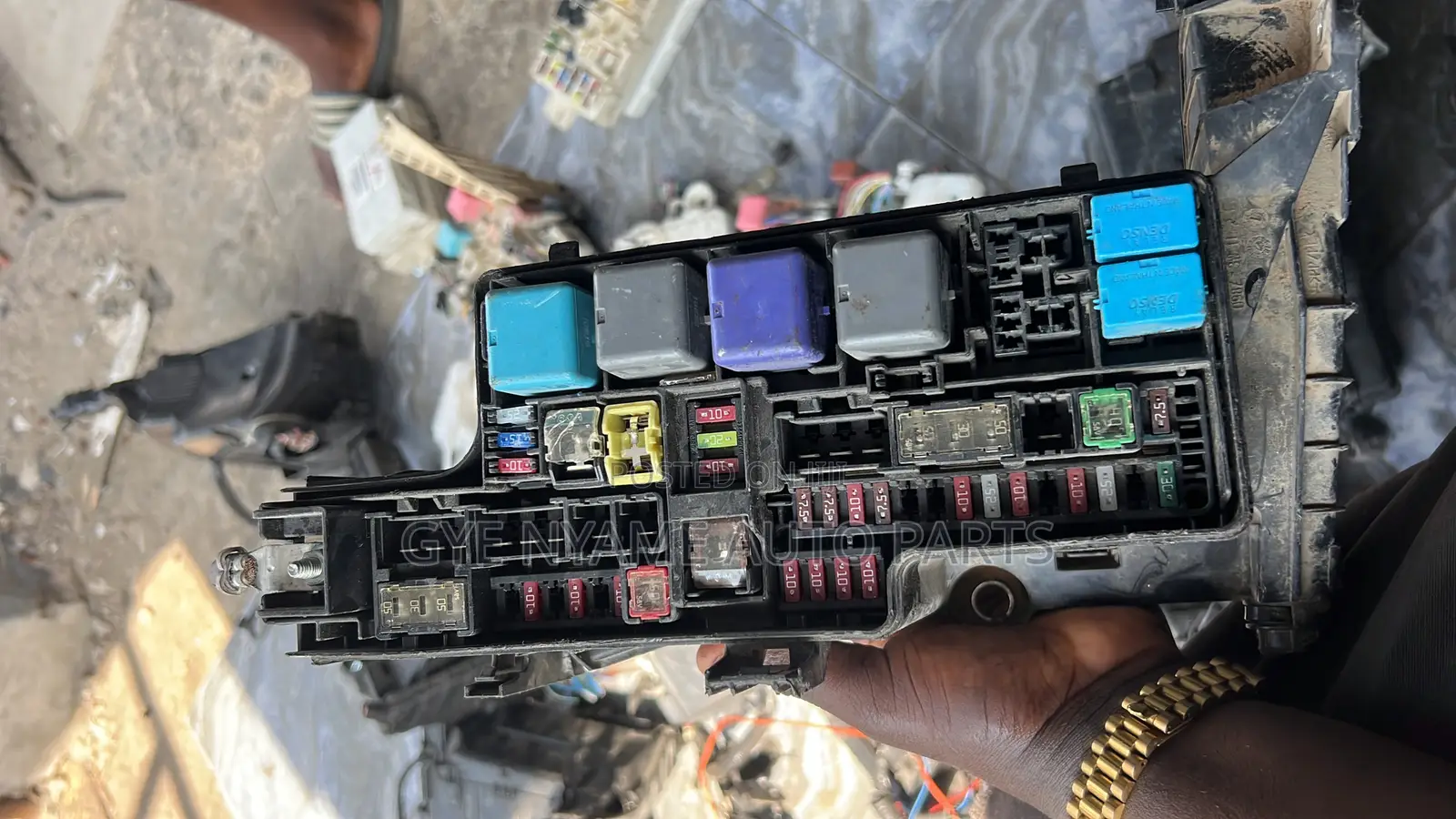 Toyota Hilux 2017:2024 Engine Fuse Box