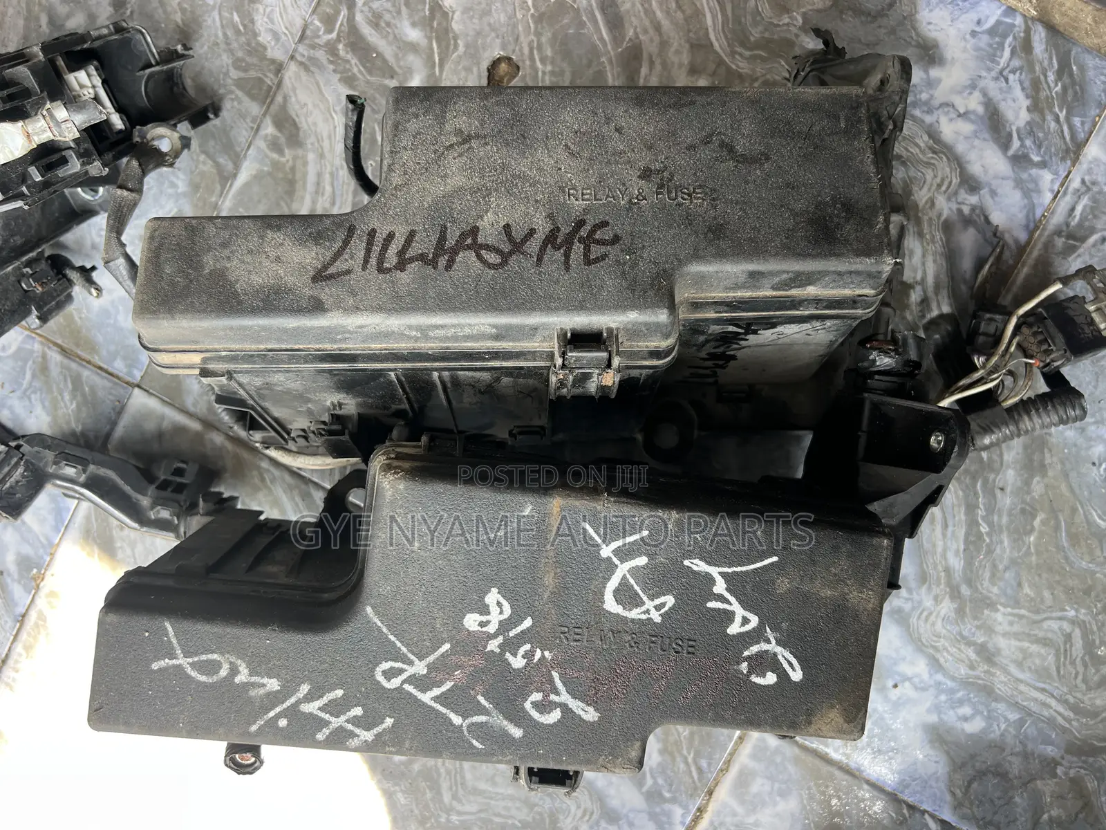 Toyota Hilux 2017:2024 Engine Fuse Box