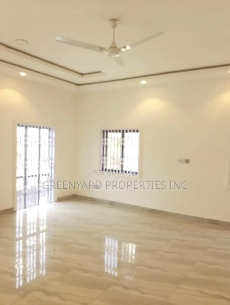 4bdrm Duplex in Achimota Mall for sale