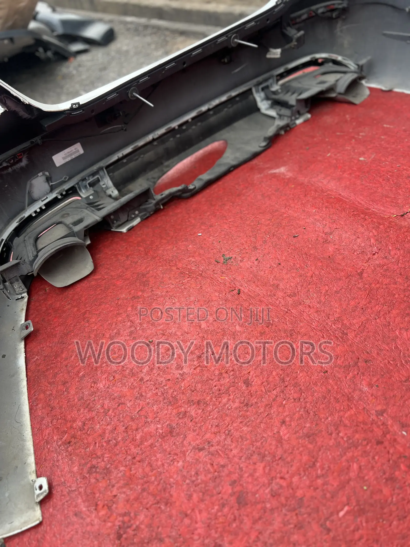 Mercedes Benz E300 Rear Bumper Complete