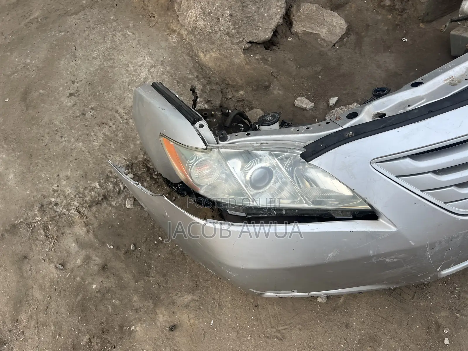 Toyota Camry 2009 Front Cut Available
