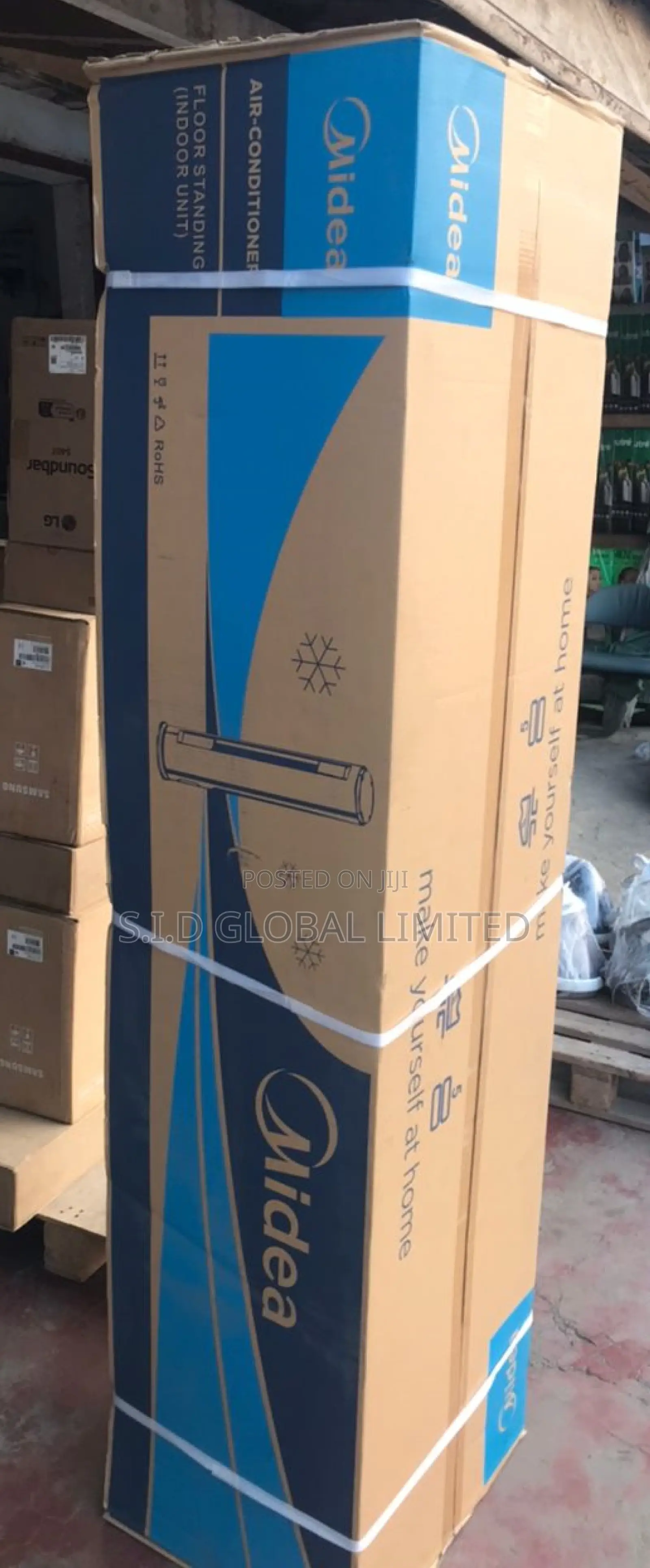 Quite Operation Midea 2.5hp Floor Standing AC Inverter