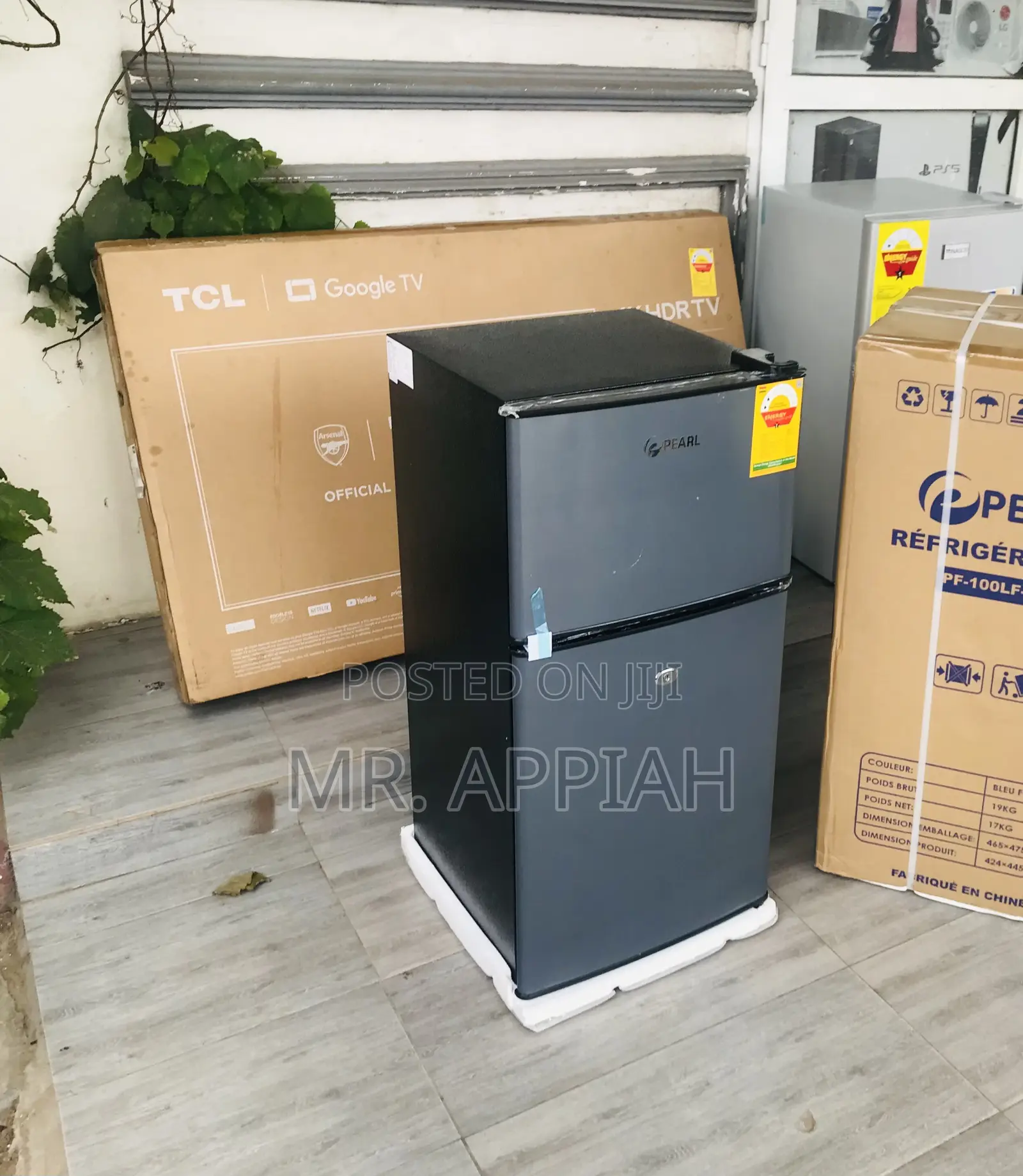Efficient Cooling Pearl Table Top Double Door Fridge.