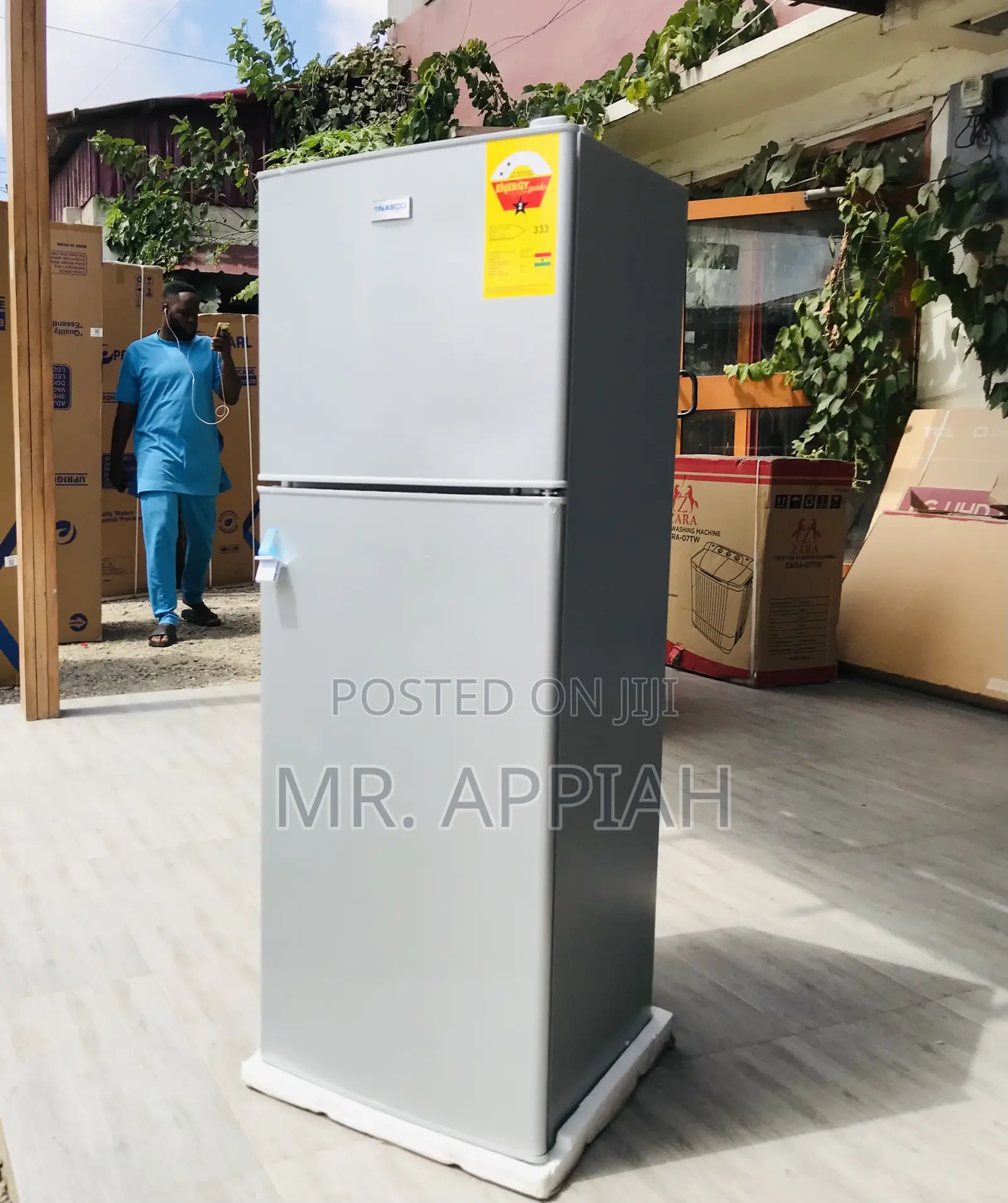 Durable Nasco Nas2-18fl 136ltr Double Door Fridge.