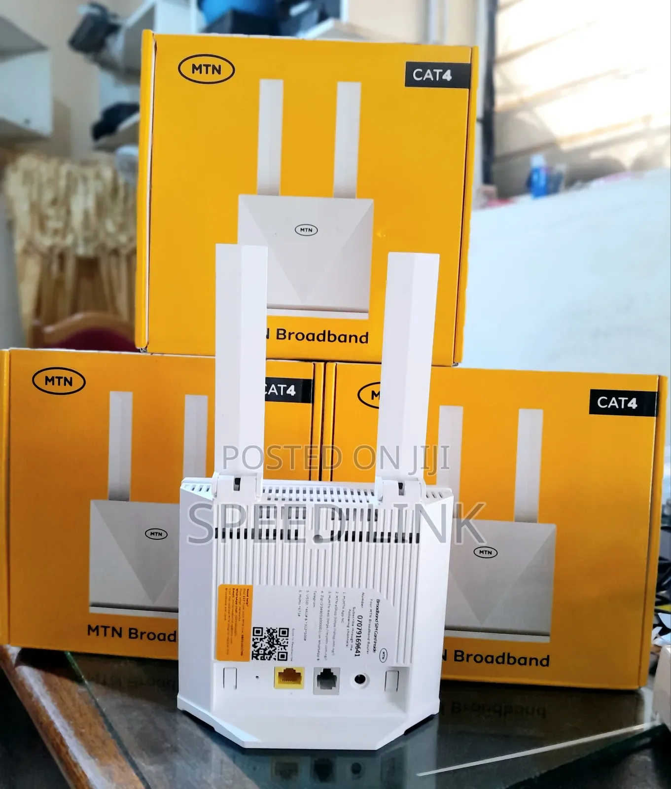 MTN Universal Broadband Router and Extra Battery