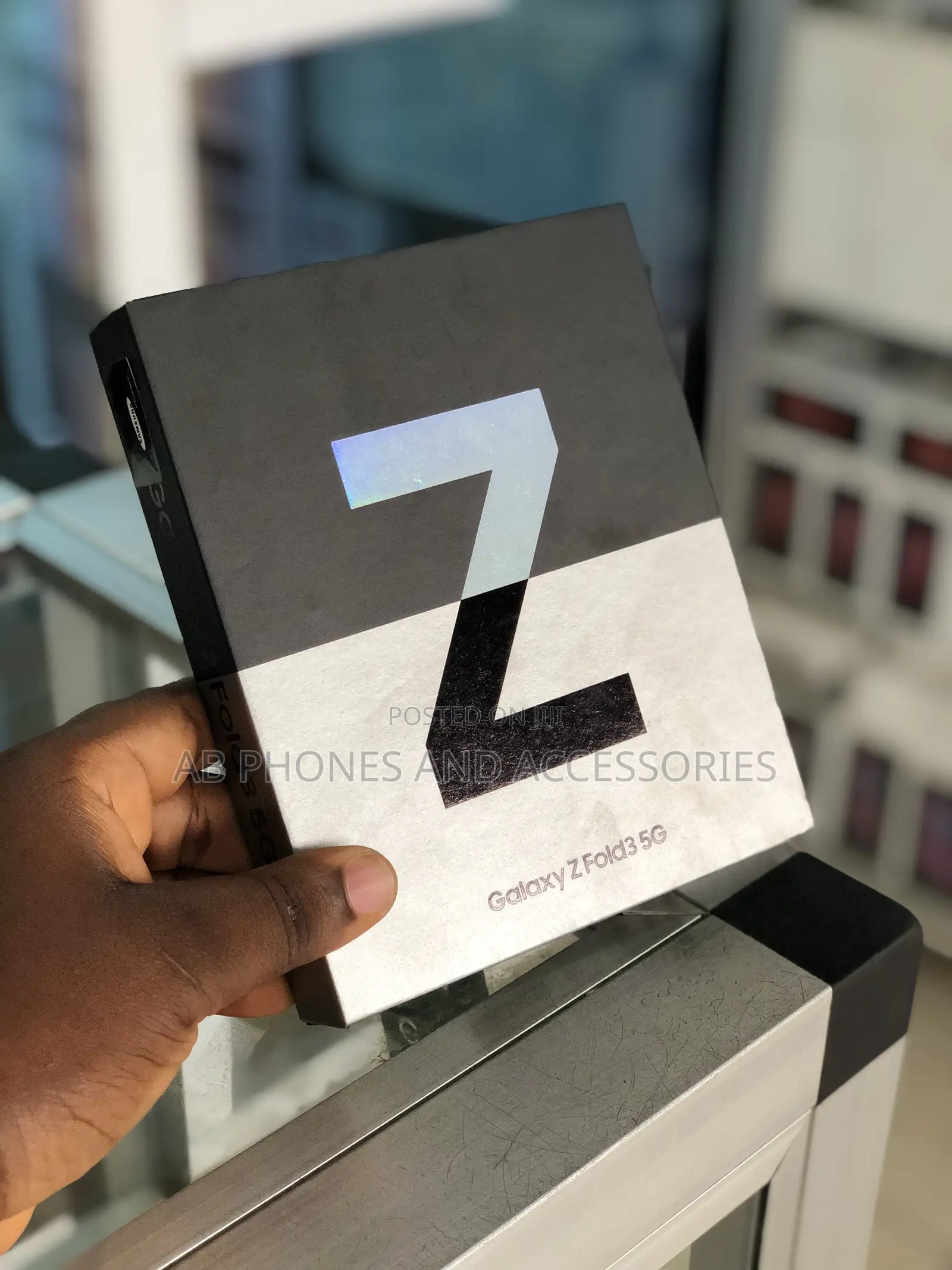 New Samsung Galaxy Z Fold3 5G 256 GB Silver