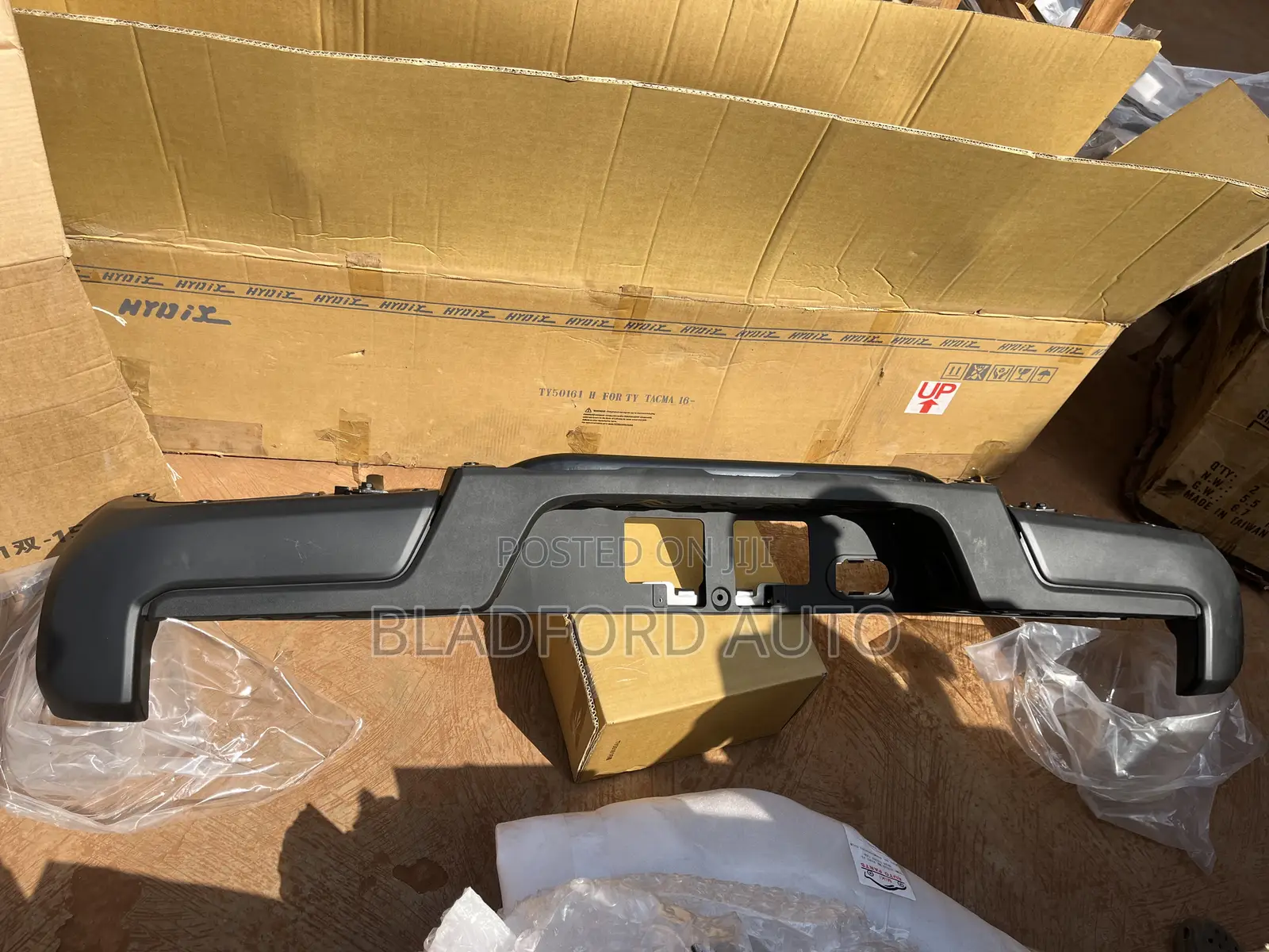 Tacoma 2016-2024 Back Bumper
