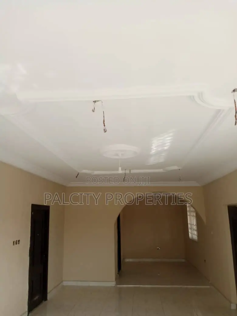 2bdrm Apartment in Ahenema Kokoben, Kumasi Metropolitan for rent