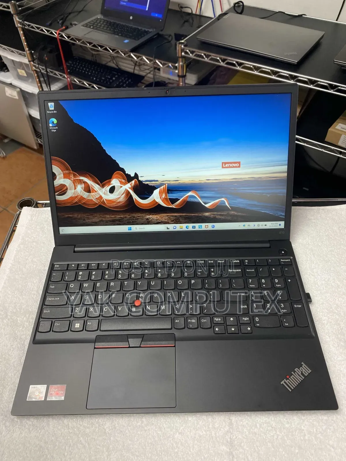 Laptop Lenovo Thinkpad E15 16GB AMD Ryzen 3 SSD 256GB