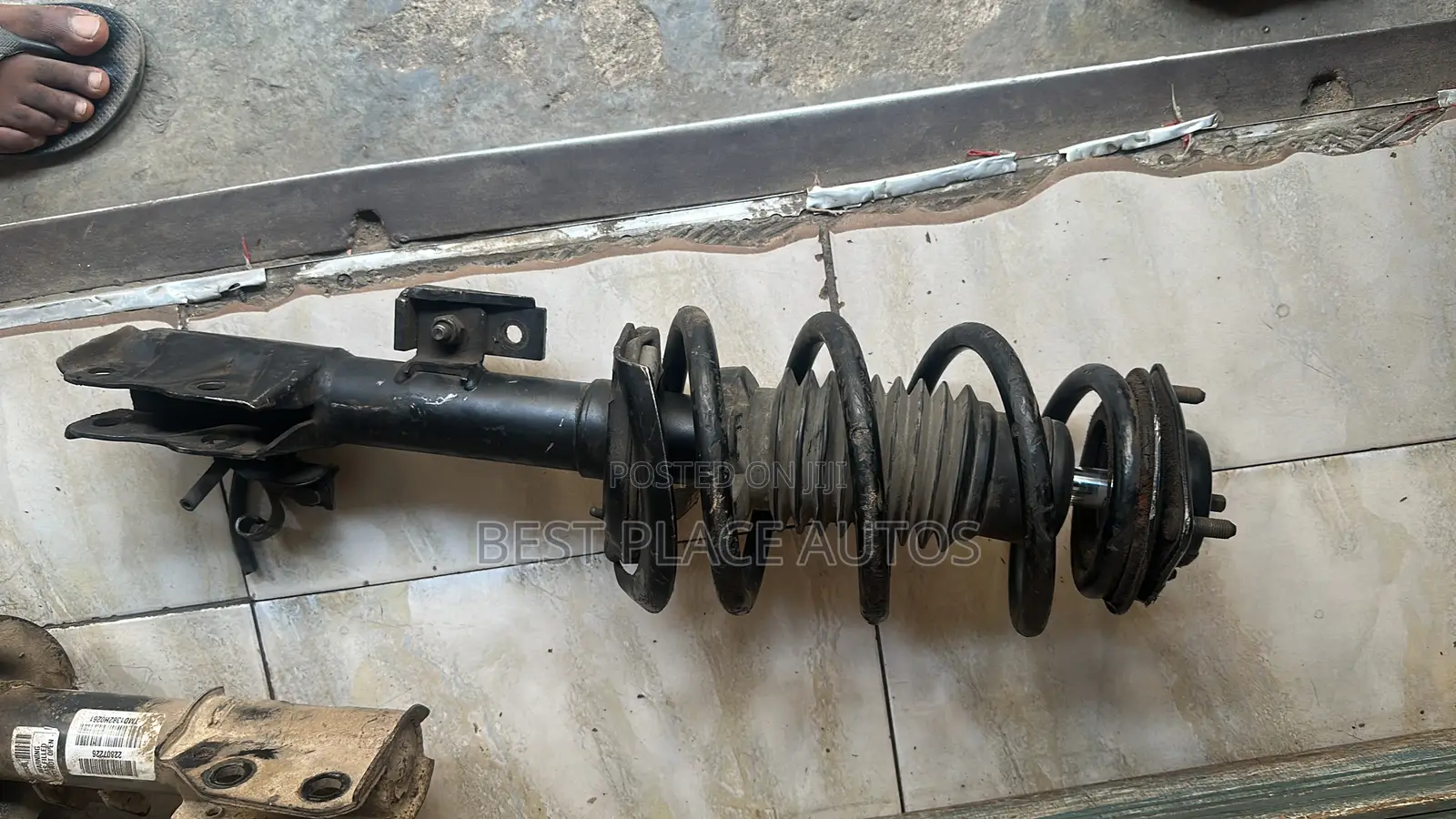Dodge Caliber 2009 Front Shock