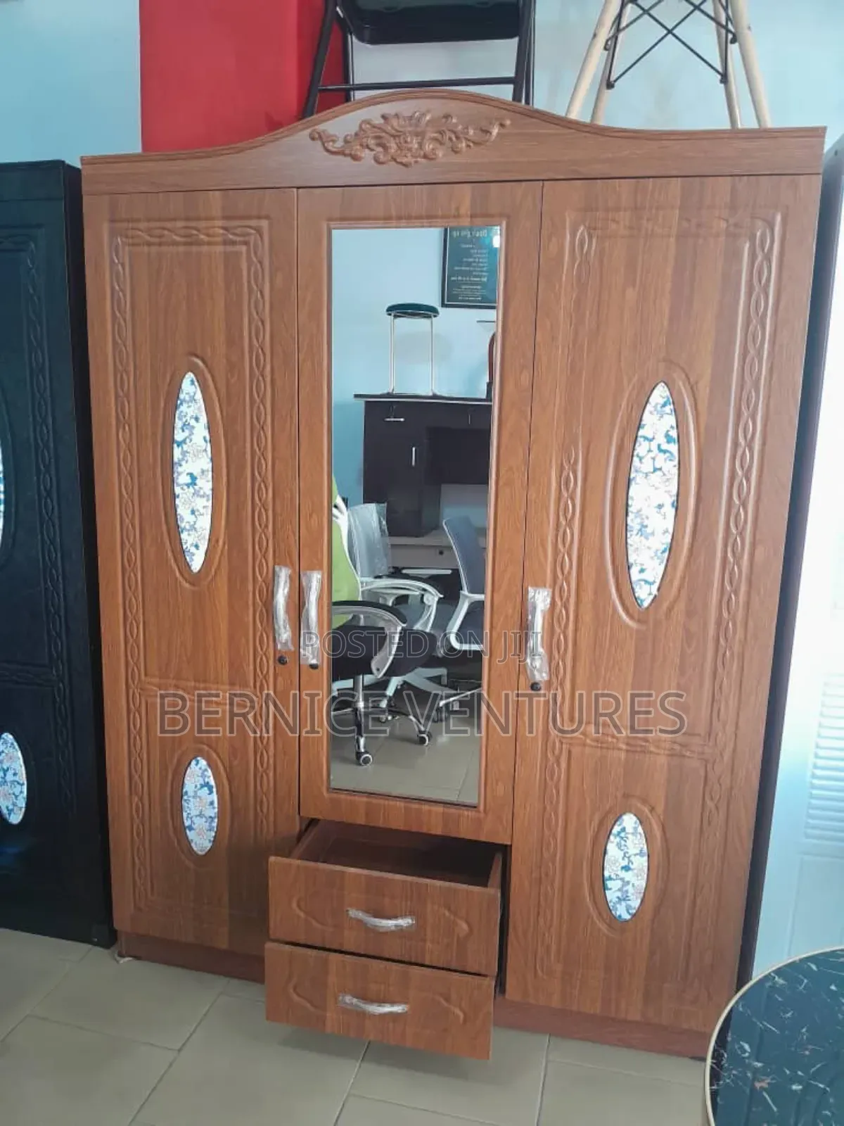 Brown Wardrobes