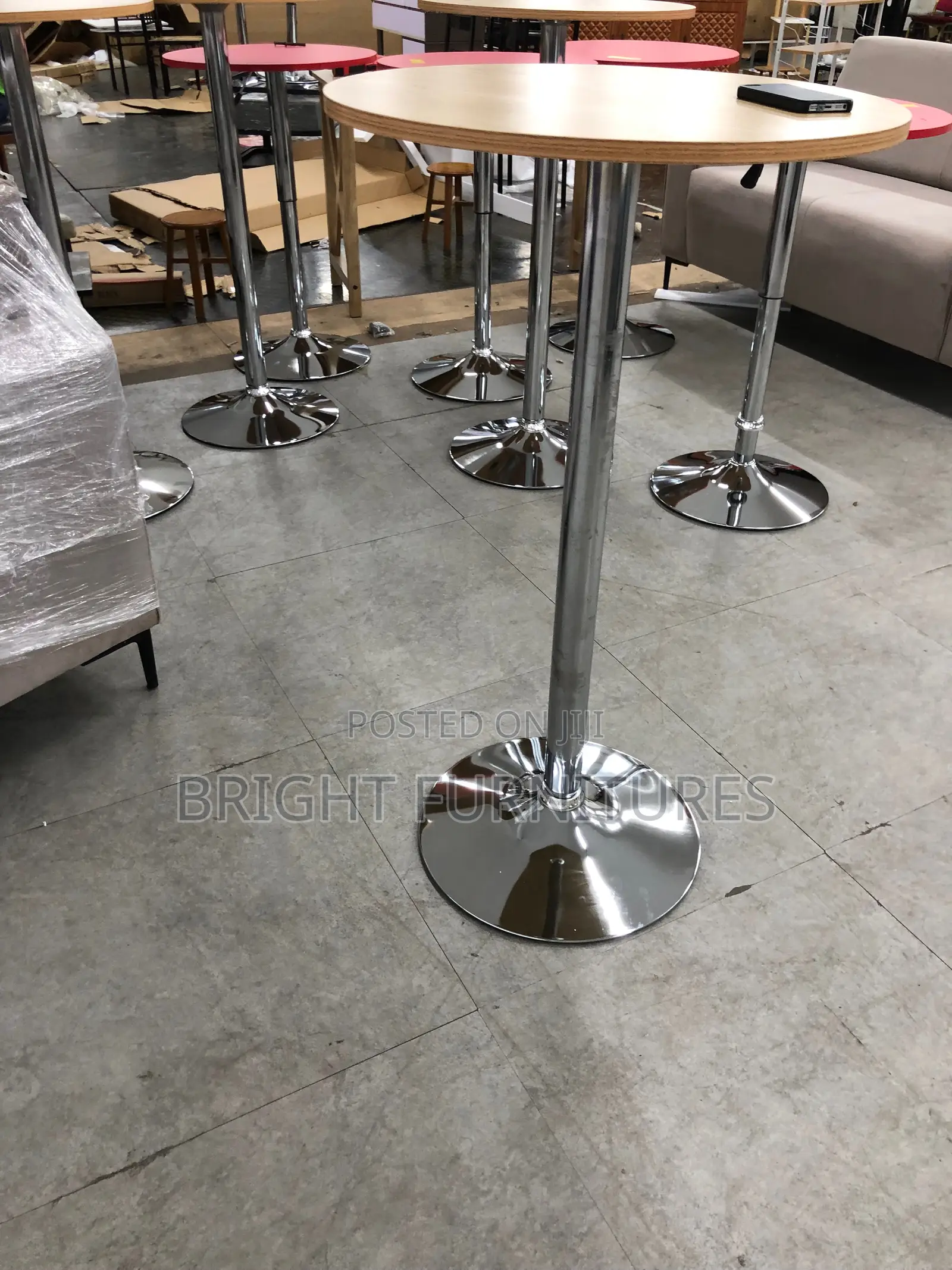 Quality and Durable Bar Table