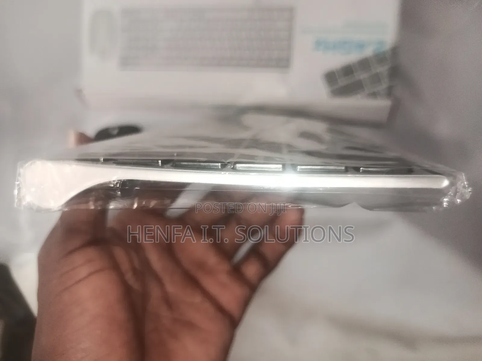 Rechargeable Wireless Keyboard and Mouse