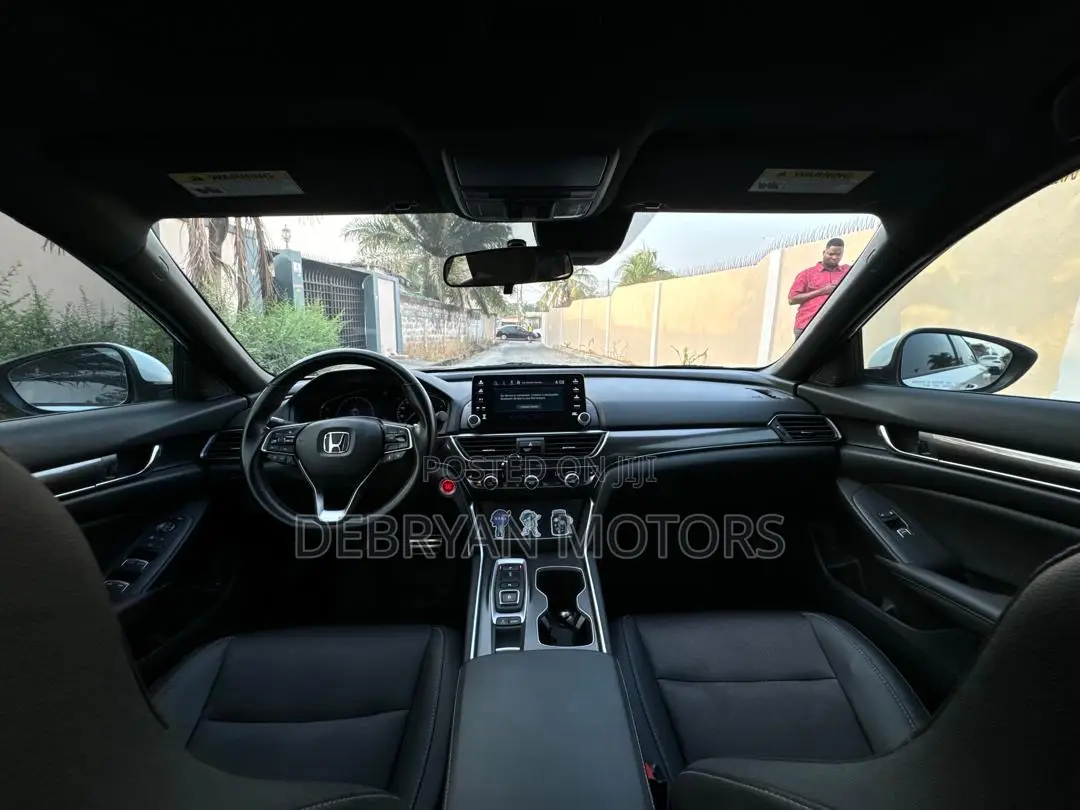 Honda Accord Sport 2.0T 2020 White