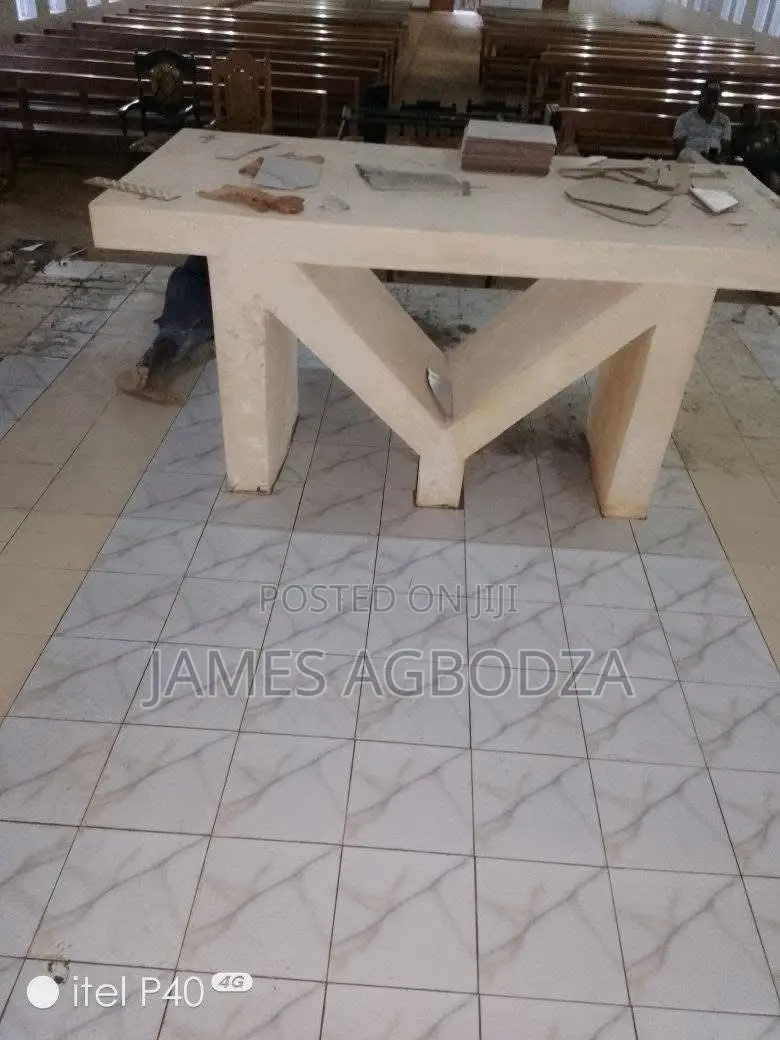 Am a Professional Tiler