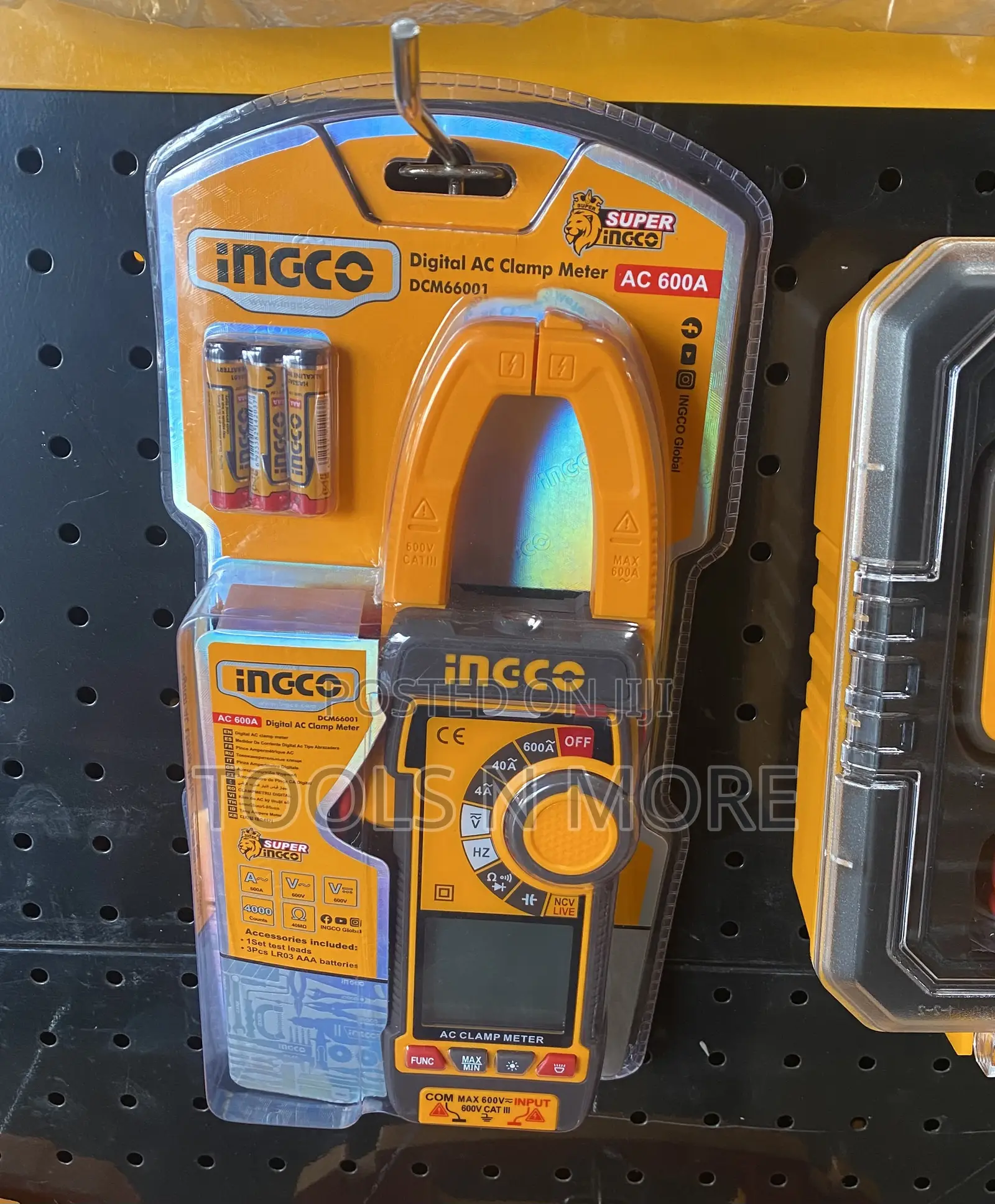 Ingco Digital AC Clamp Meter 600A (Dcm66001)