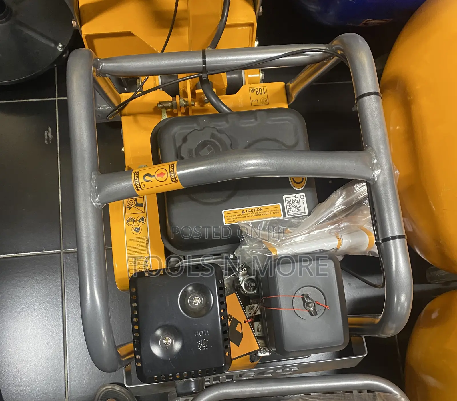 INGCO Reversible Plate Compactor 9HP