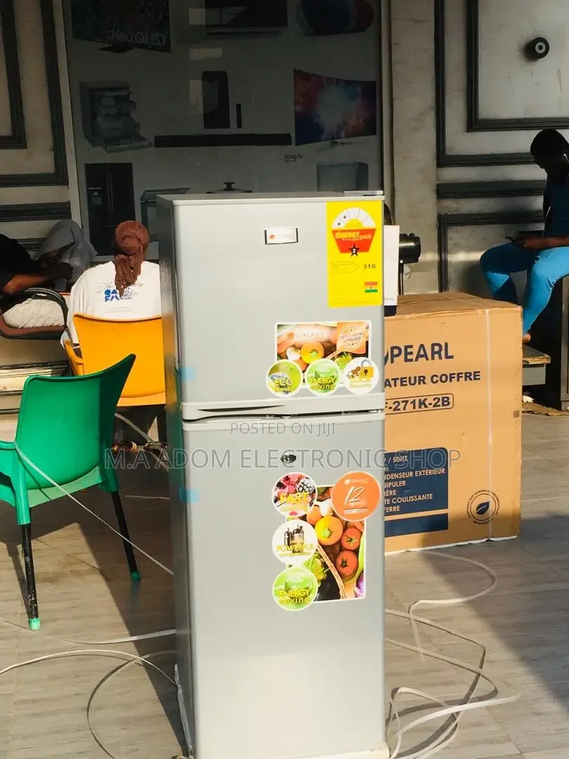 Galaxy 138L Fridge: Cool Style, Big Space