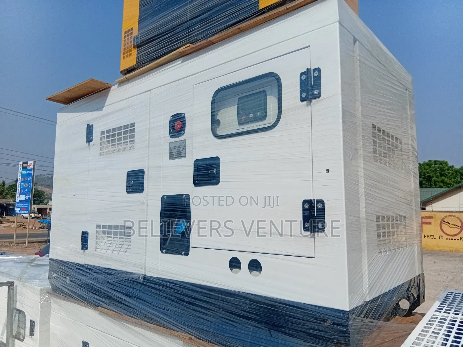 Durable 22kva UK Model Perkins Diesel Engine Generator