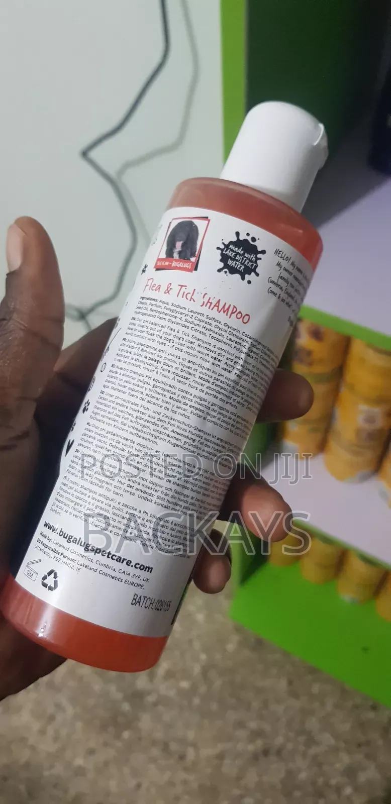 Bugalugs Flea and Tick Shampoo for Dogs - Anti-Parasite Dog Wash