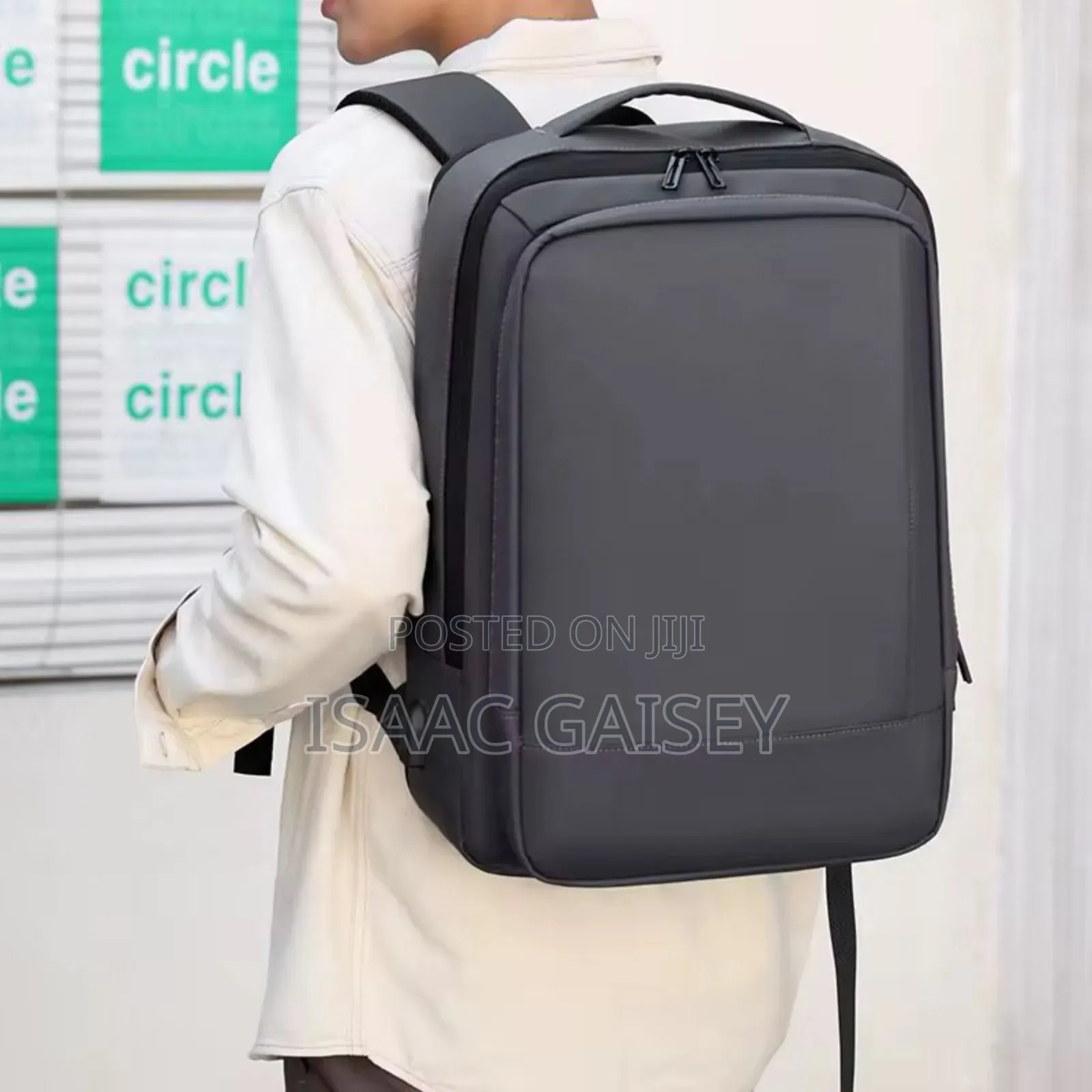 30% Expandable Backpacks With Multifunctional Handles
