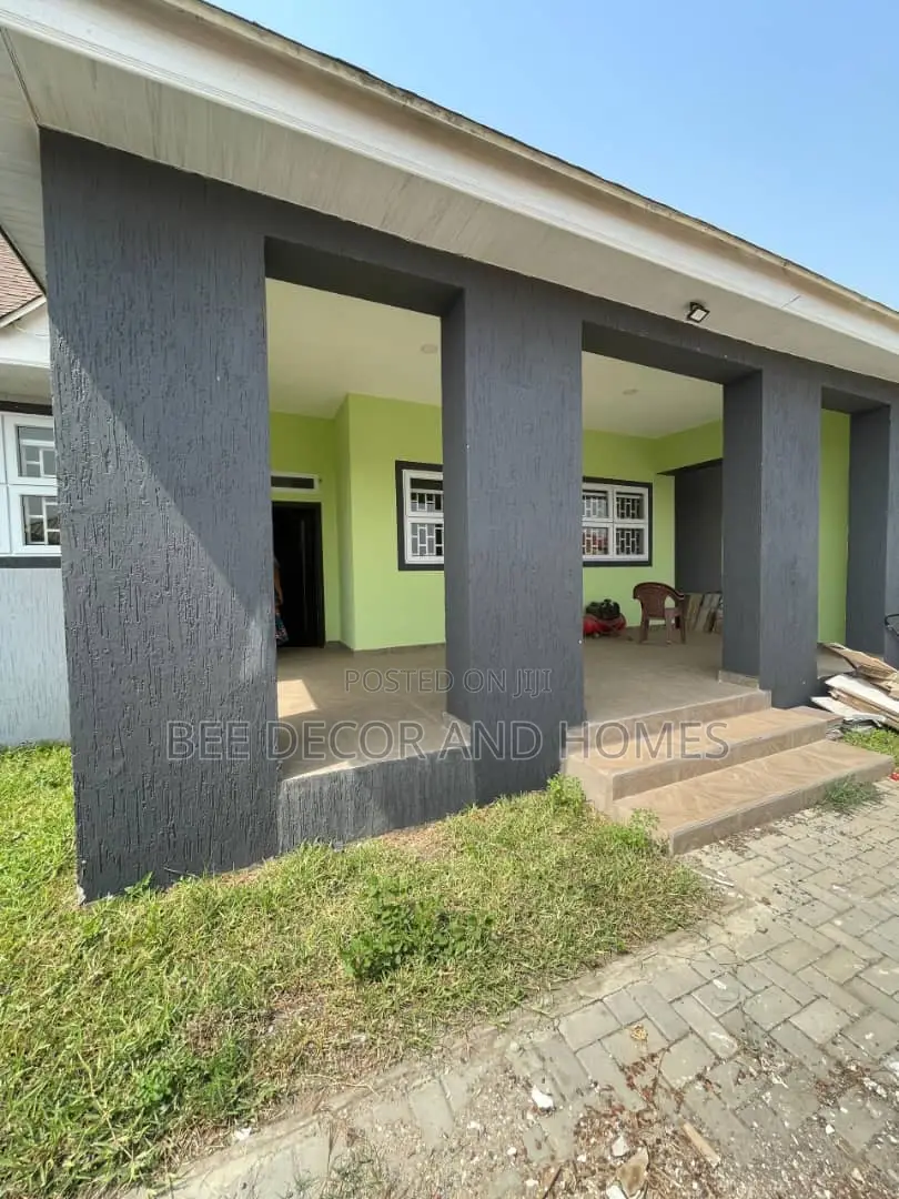 3bdrm House in Bee Decor & Homes, Adenta for sale