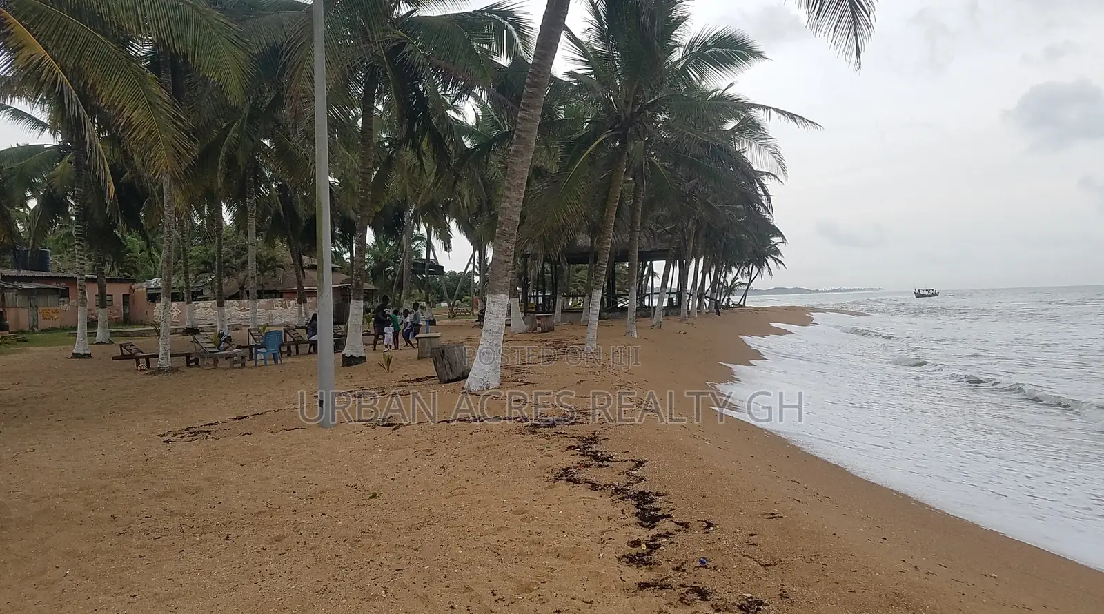 Central Region, Elmina (Ampenyin) _ 3.67 Acres Oceanfront Resort